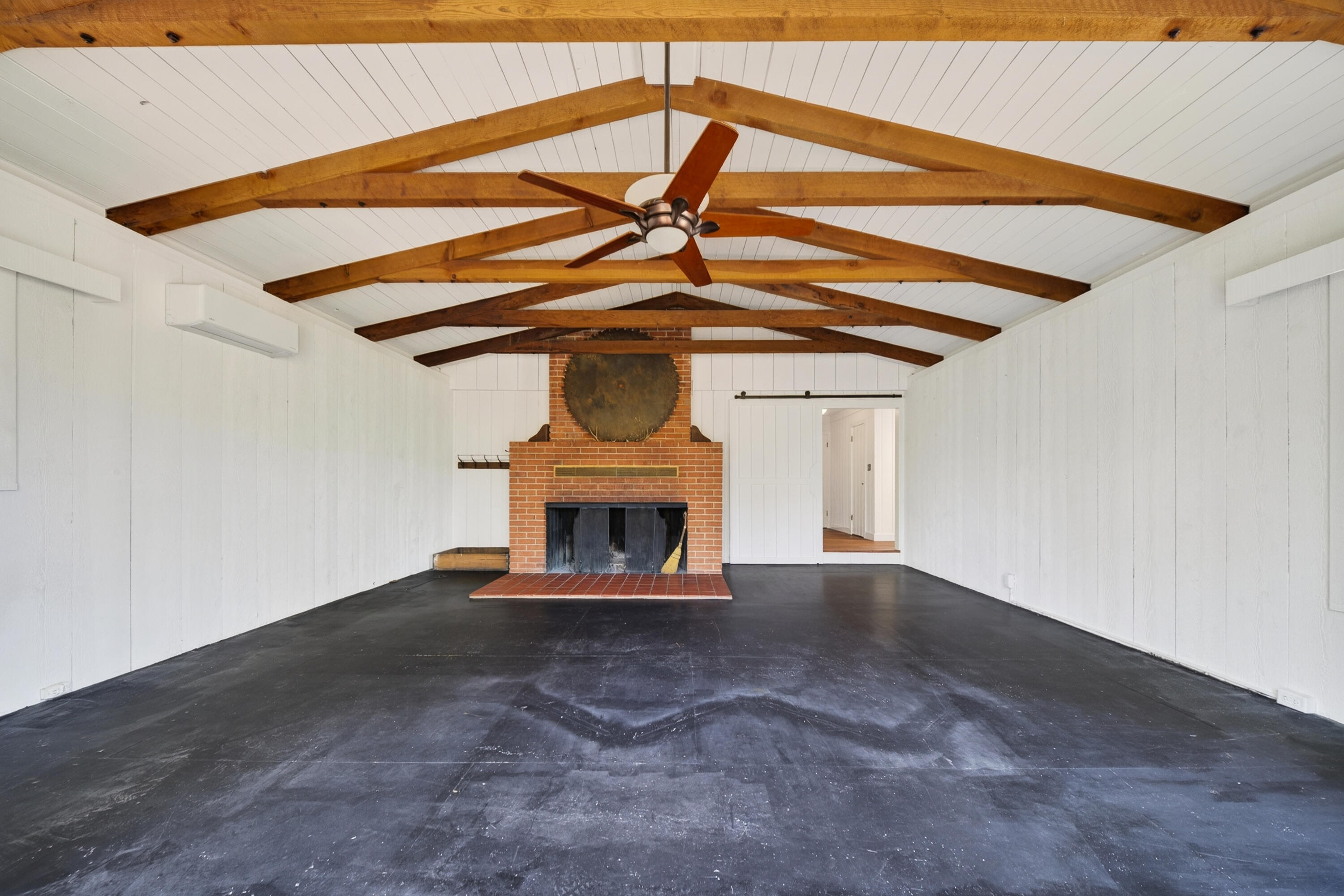 1640 Highland Avenue