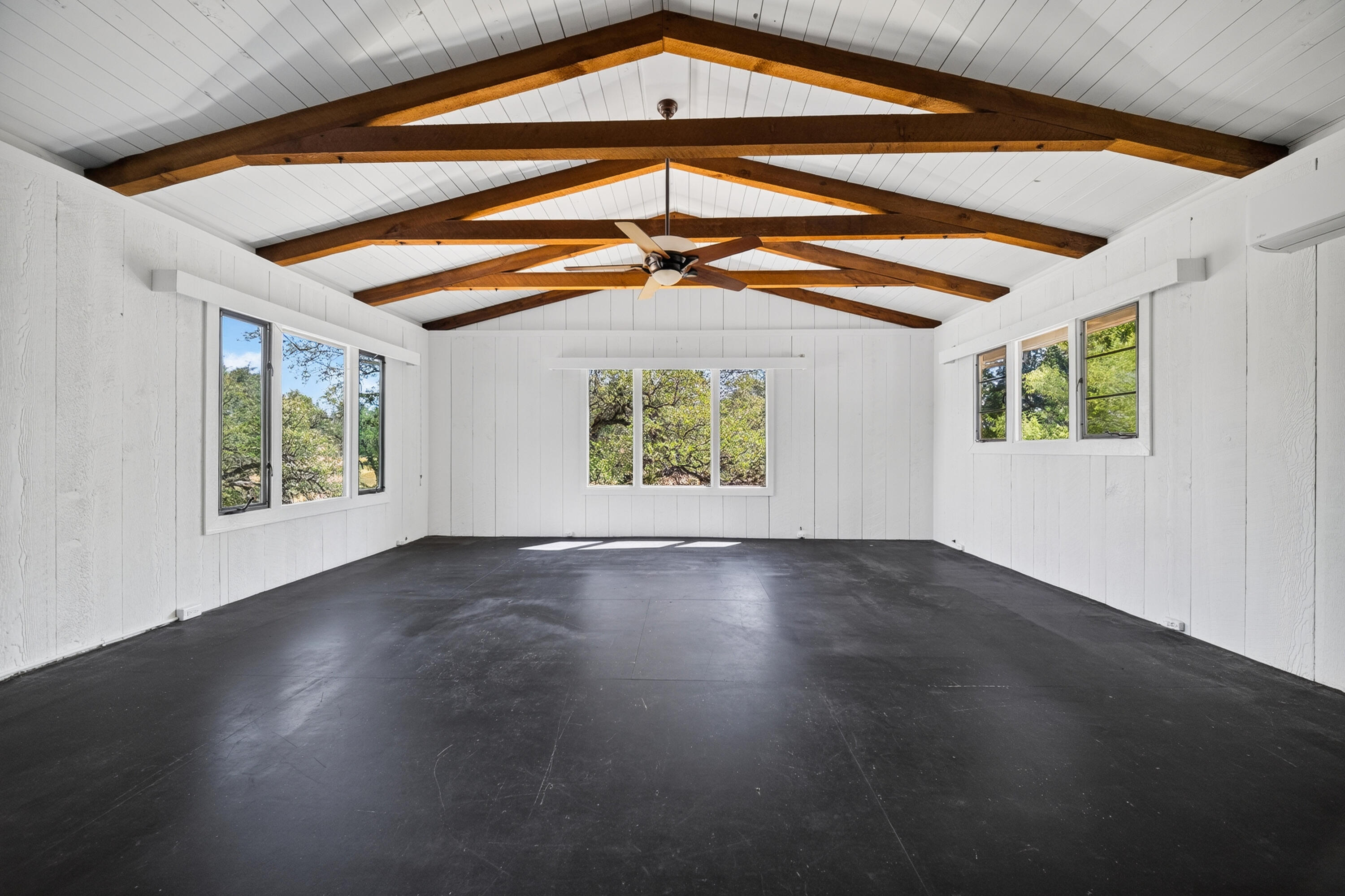 1640 Highland Avenue