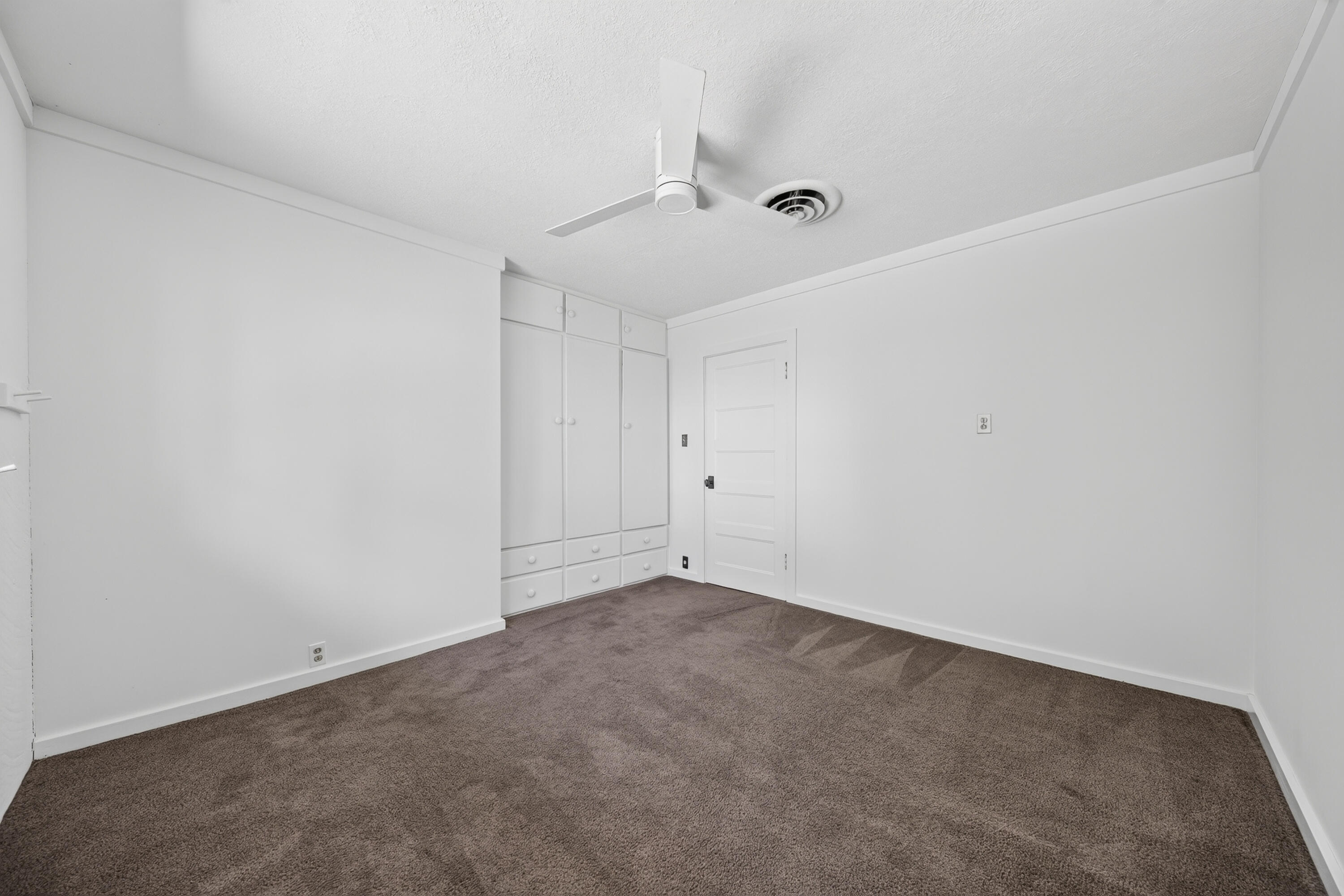 1640 Highland Avenue