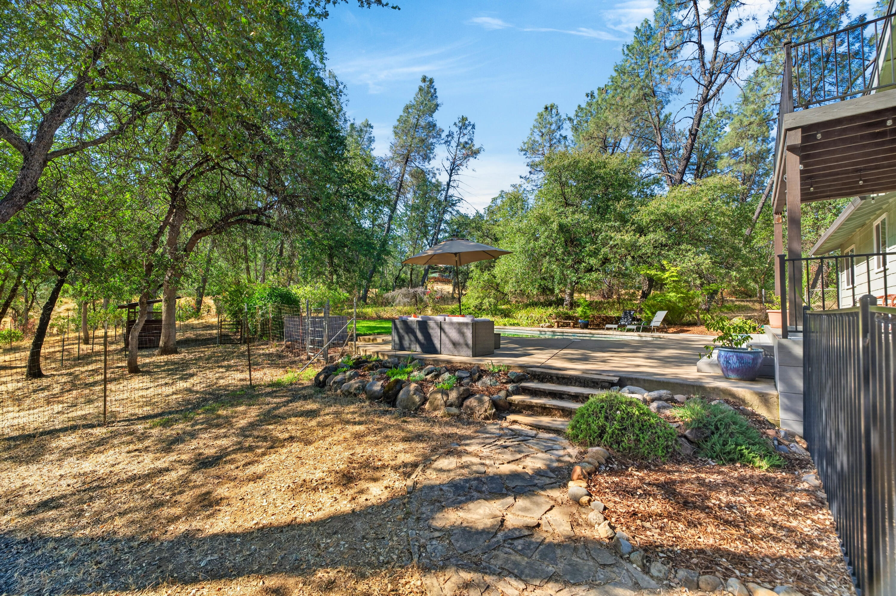 9057 Simmons Road
