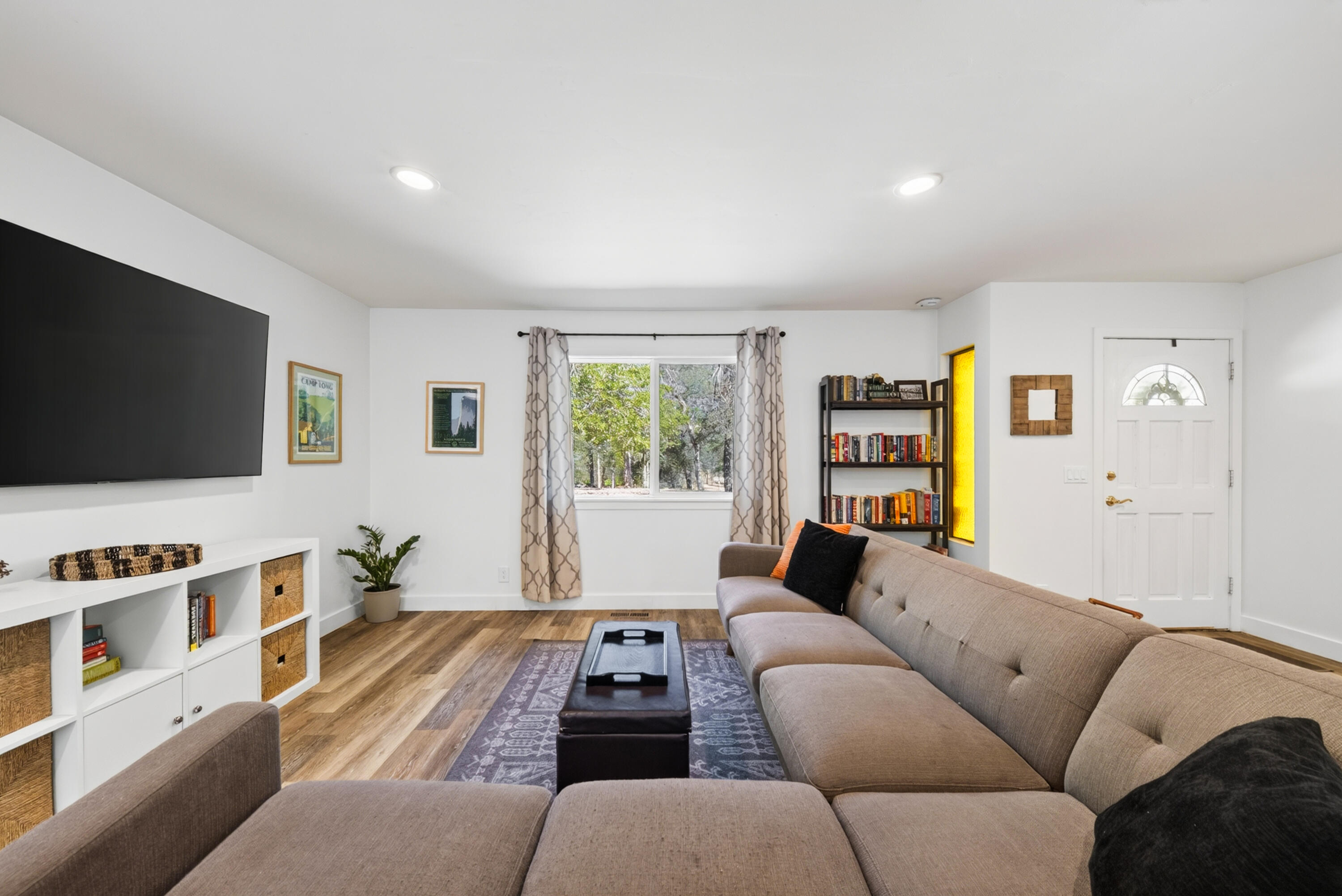 9057 Simmons Road