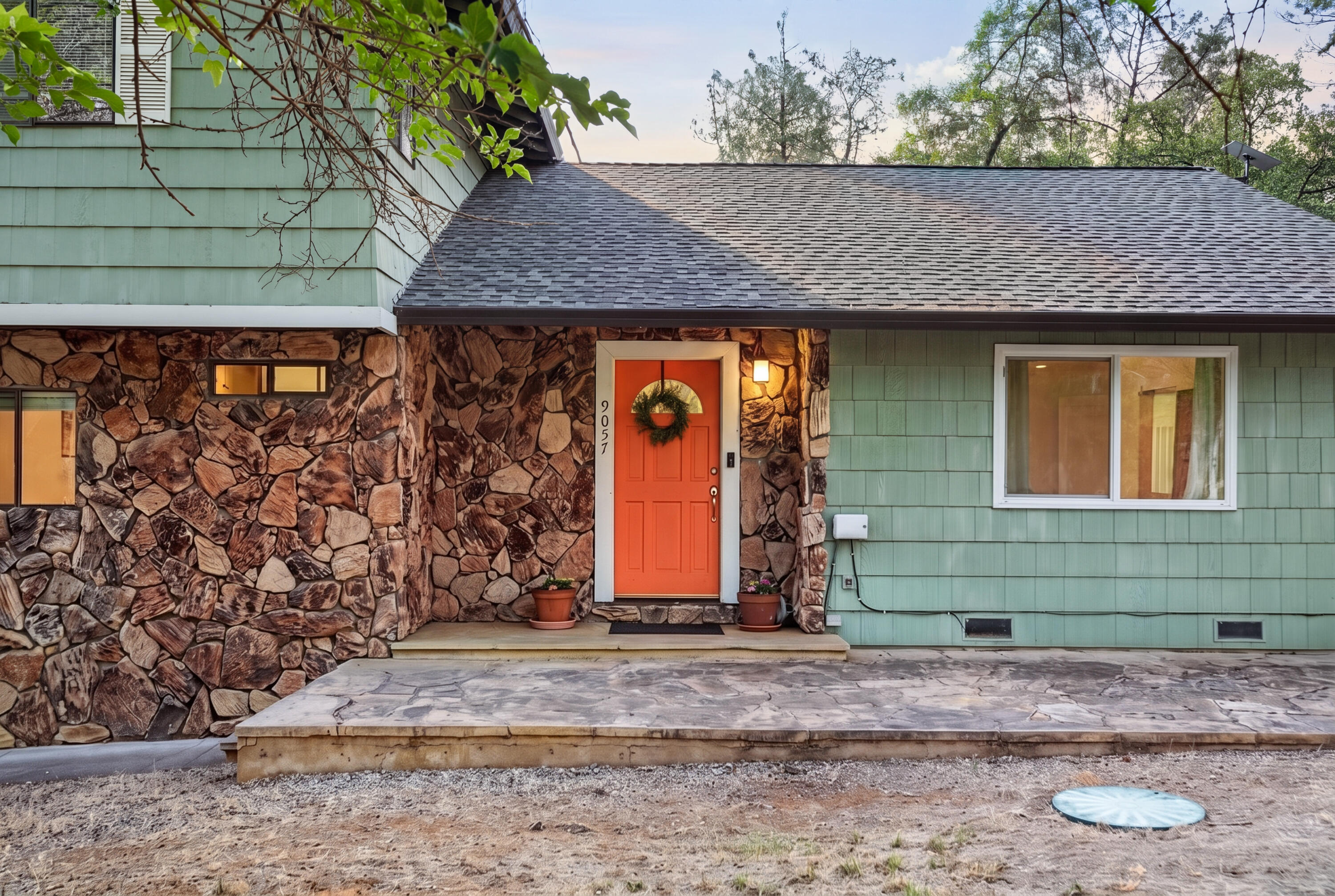 9057 Simmons Road