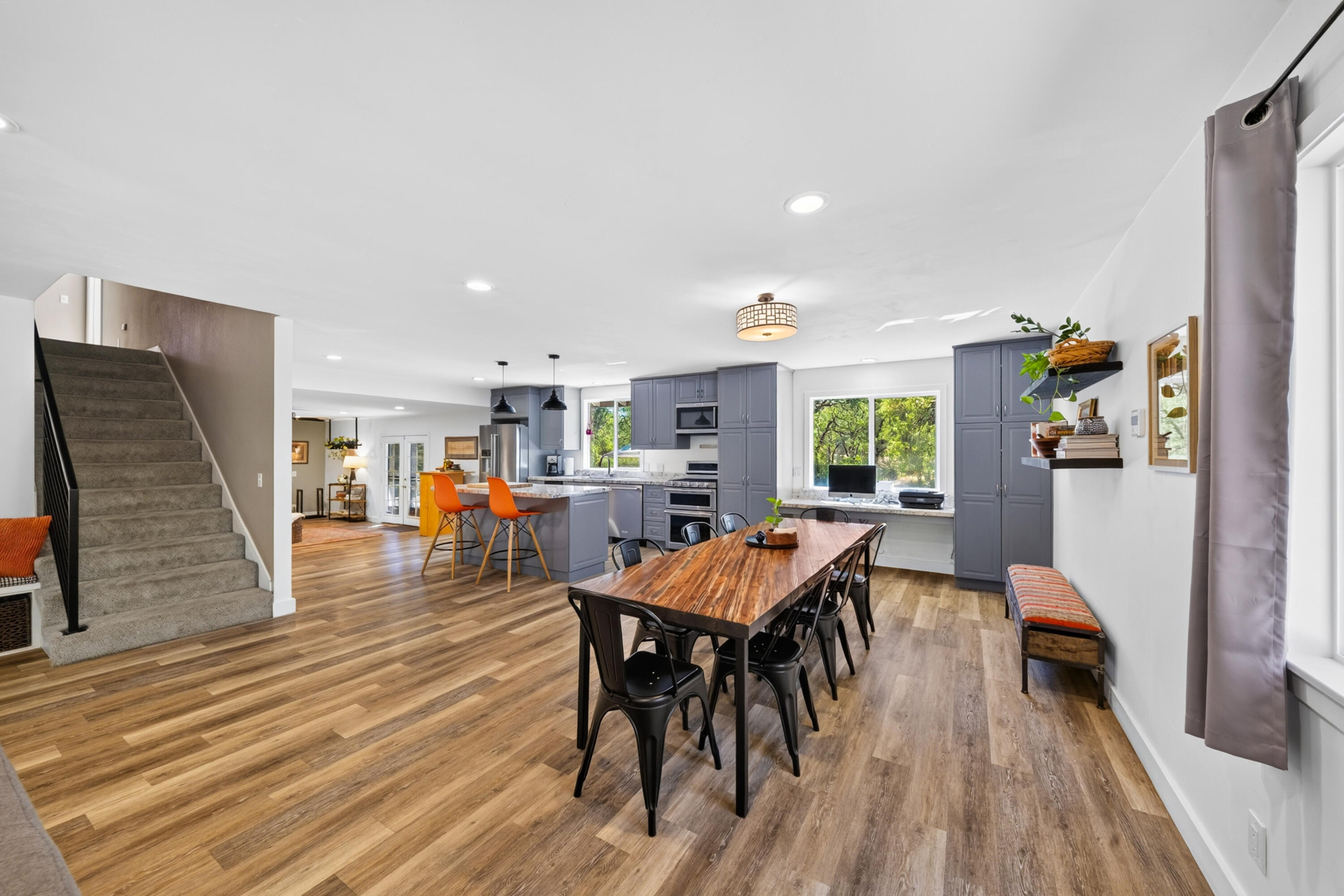 9057 Simmons Road