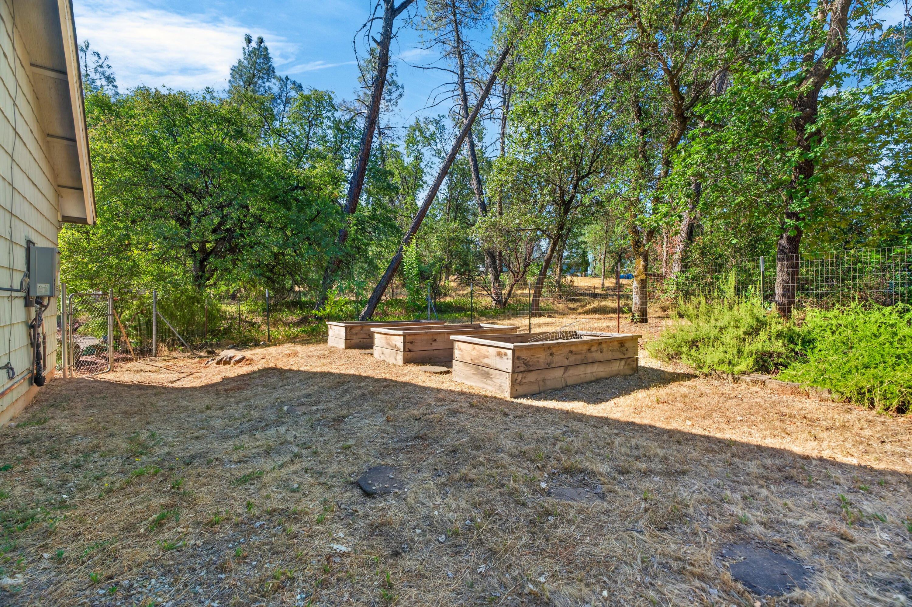 9057 Simmons Road