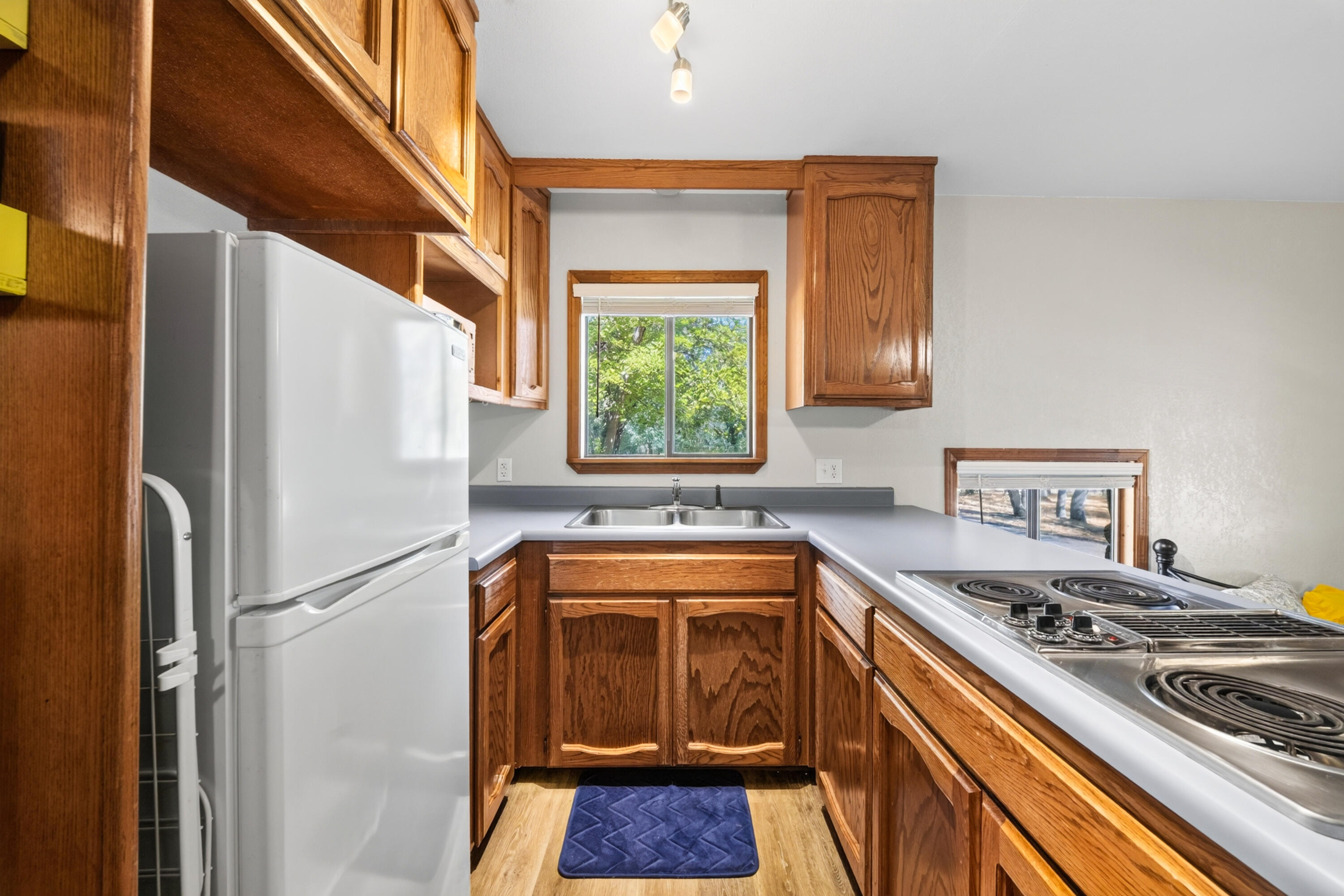 9057 Simmons Road