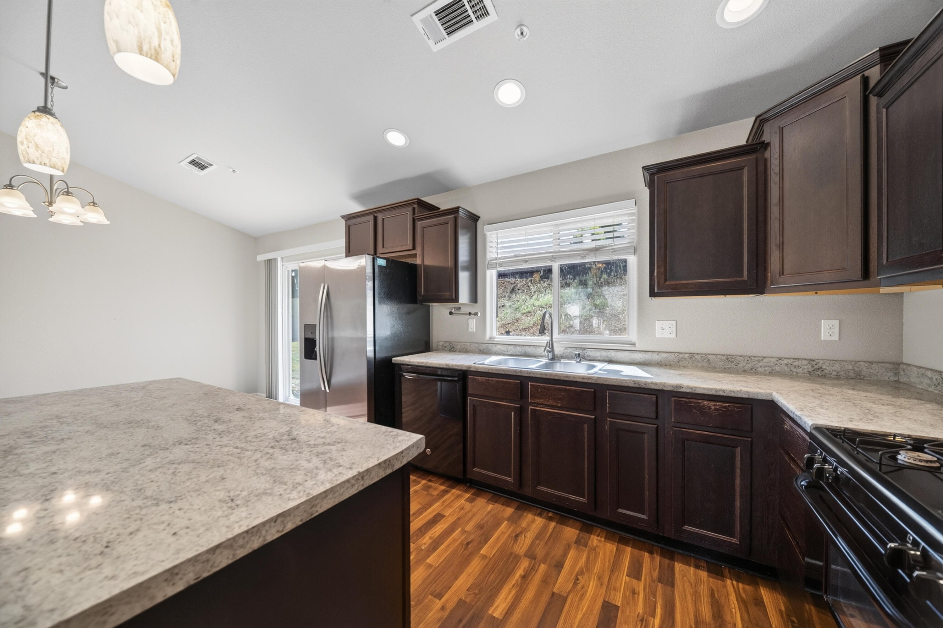 4493 Hillington Court
