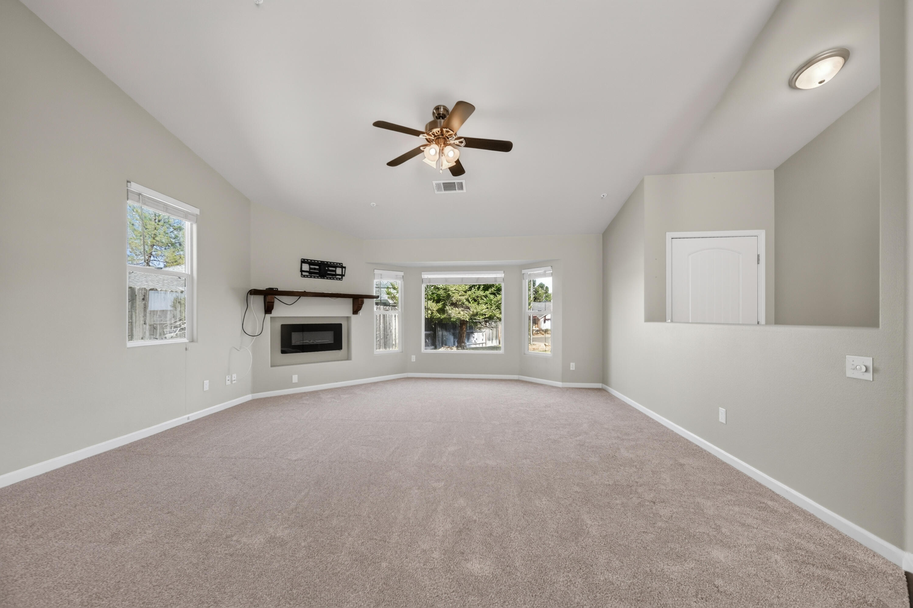 4493 Hillington Court