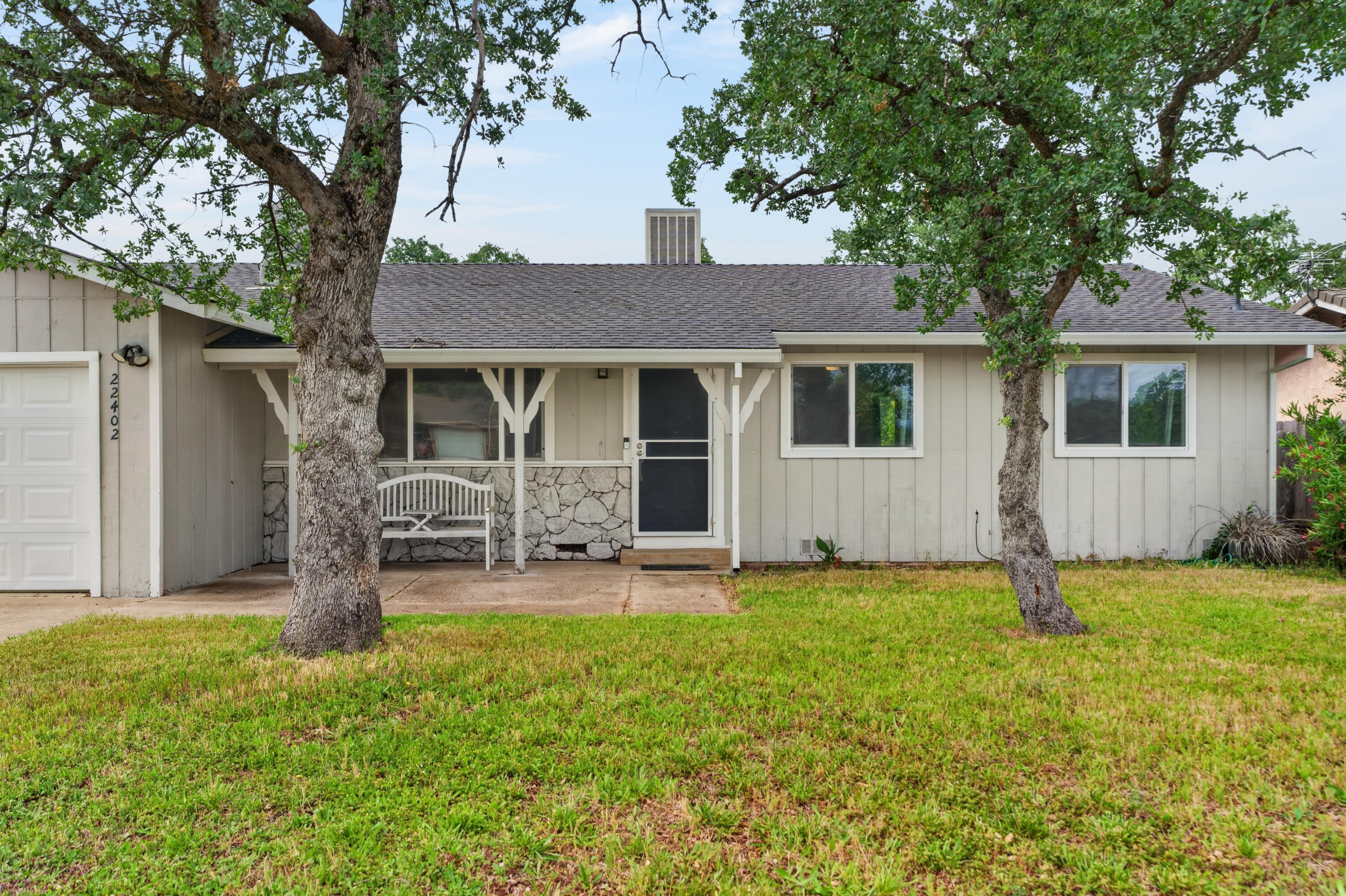 22402 River View Drive