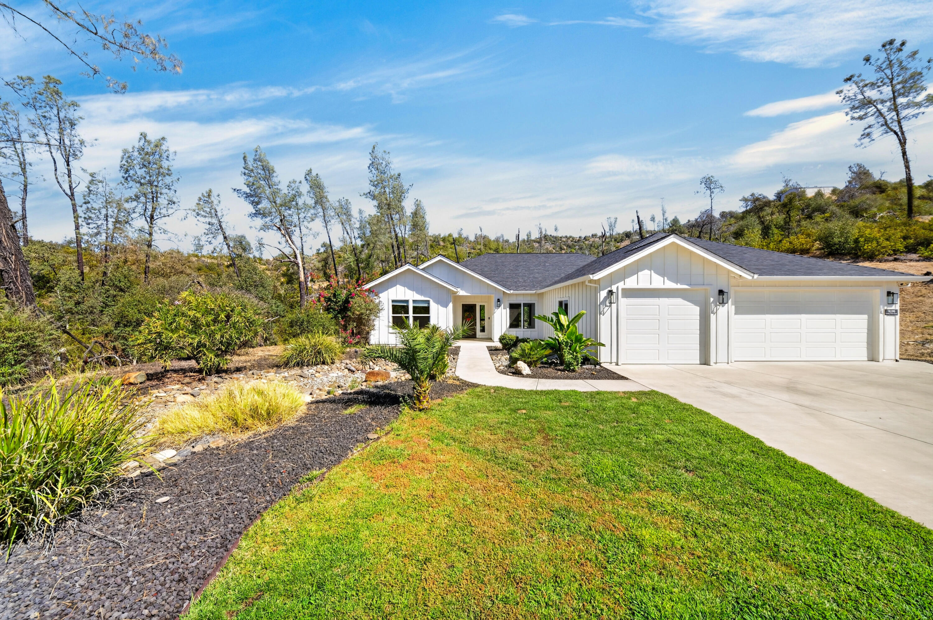 9199 Laurel Glen Drive