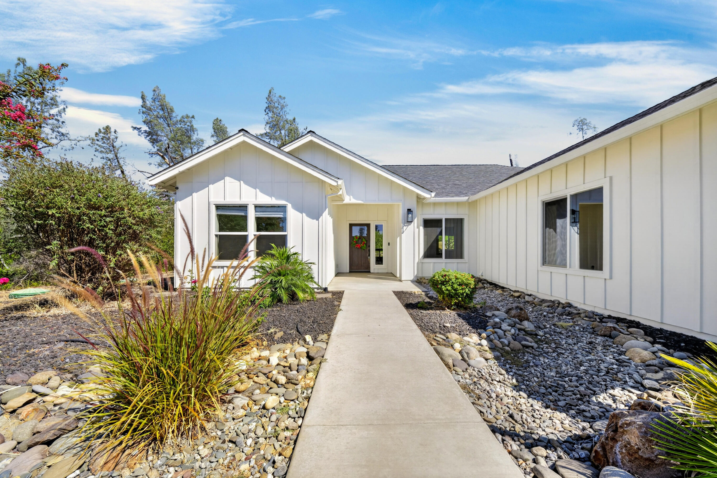 9199 Laurel Glen Drive