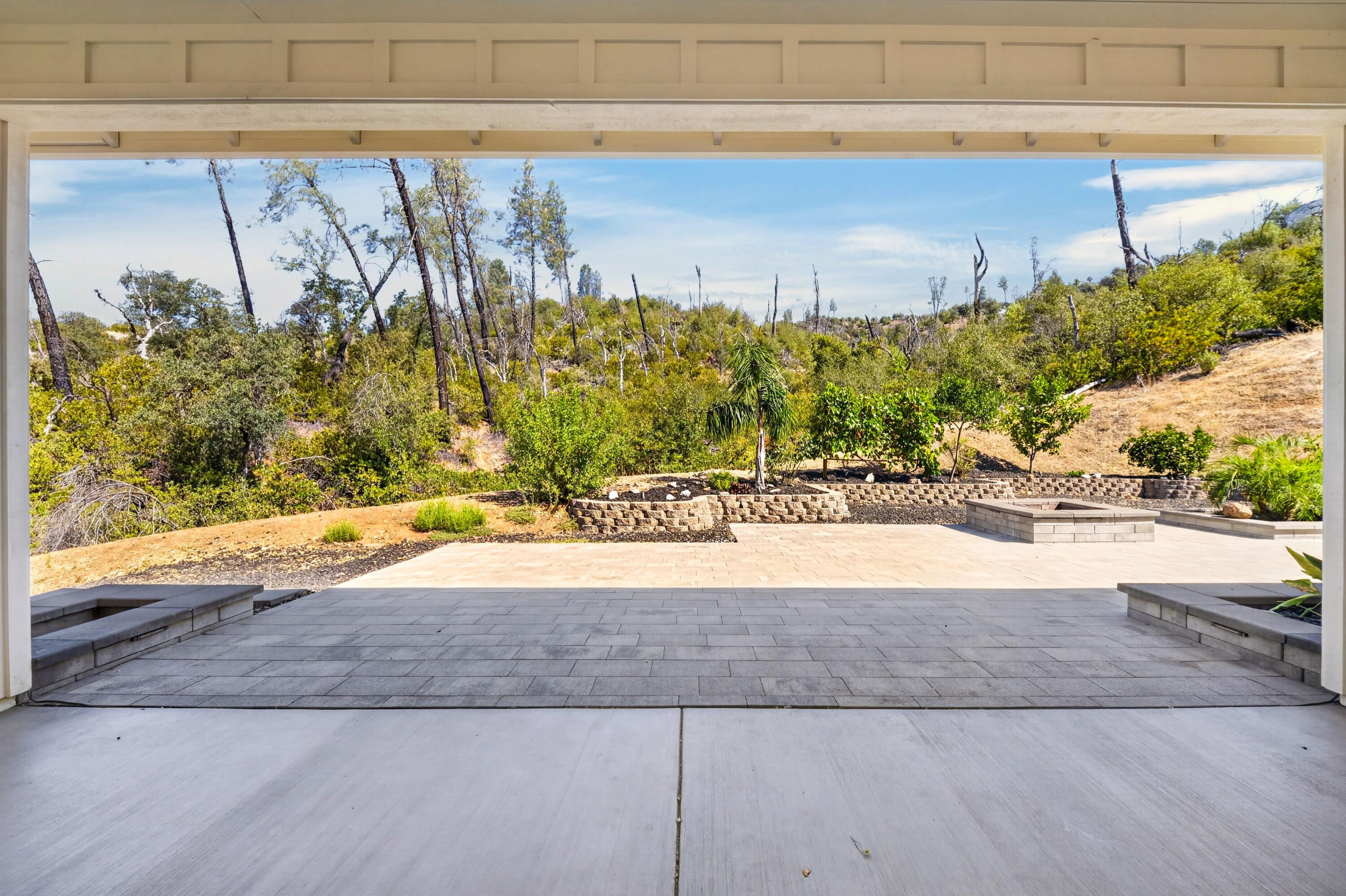 9199 Laurel Glen Drive