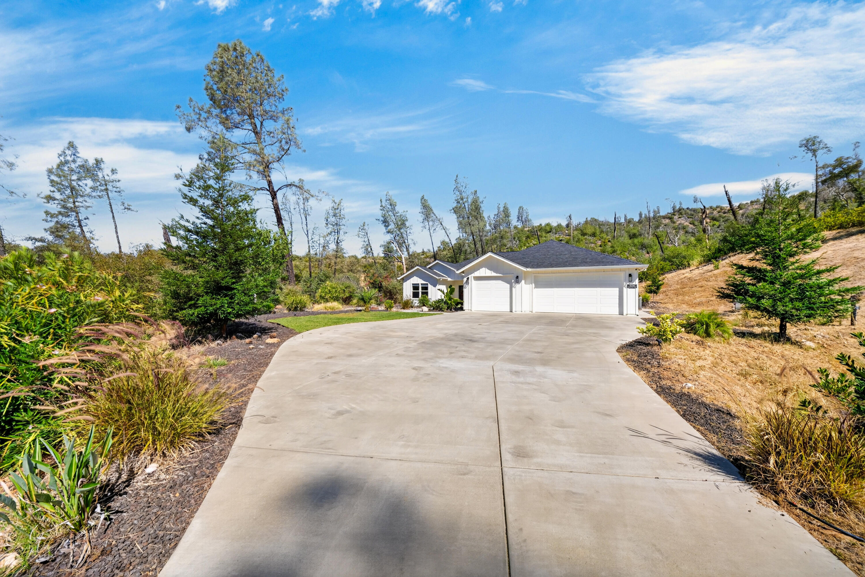 9199 Laurel Glen Drive