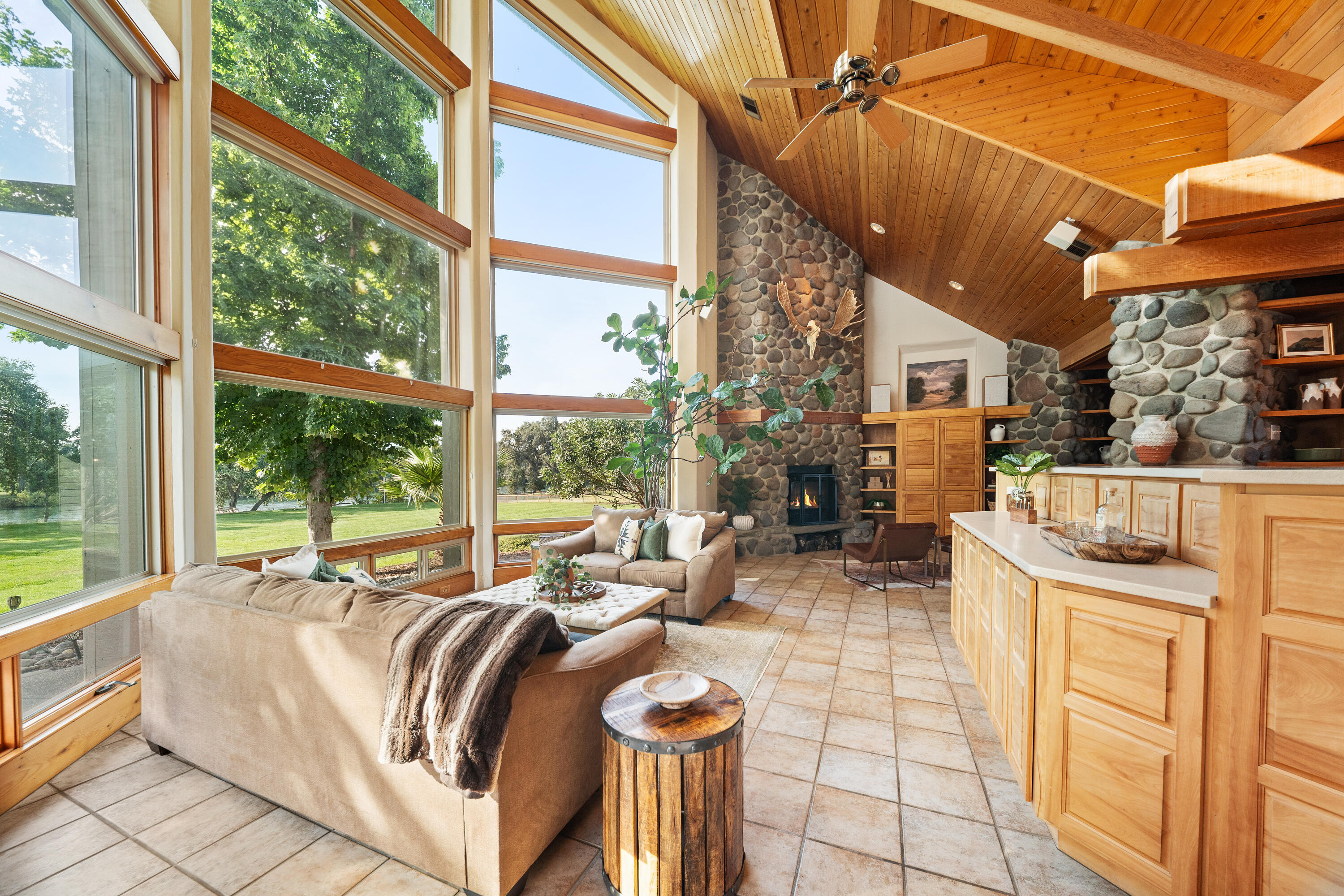 22611 Adobe Road