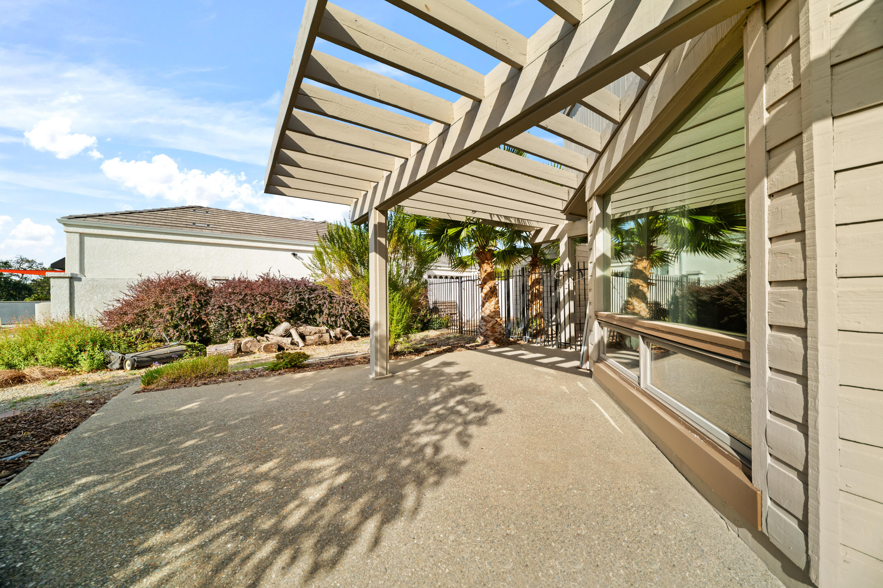 22611 Adobe Road