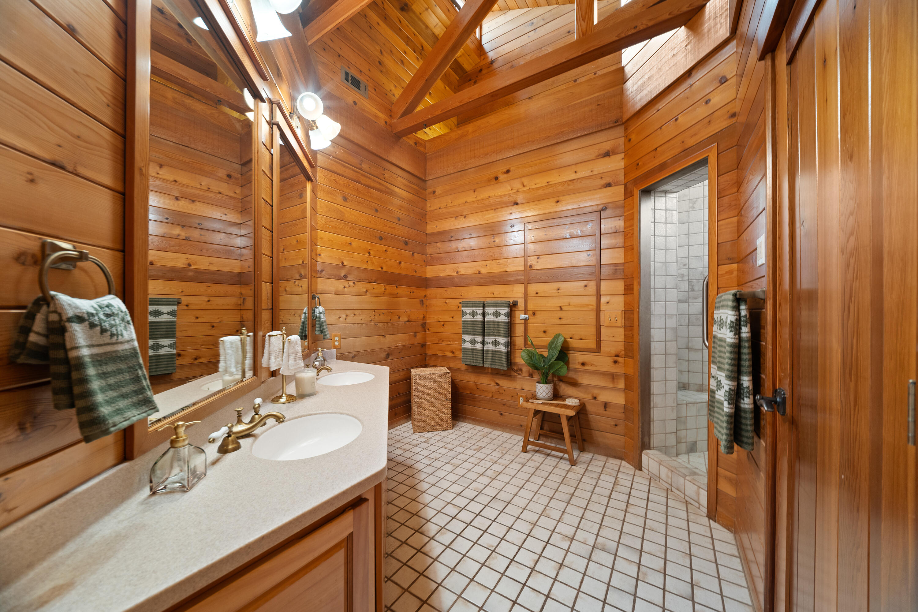 22611 Adobe Road