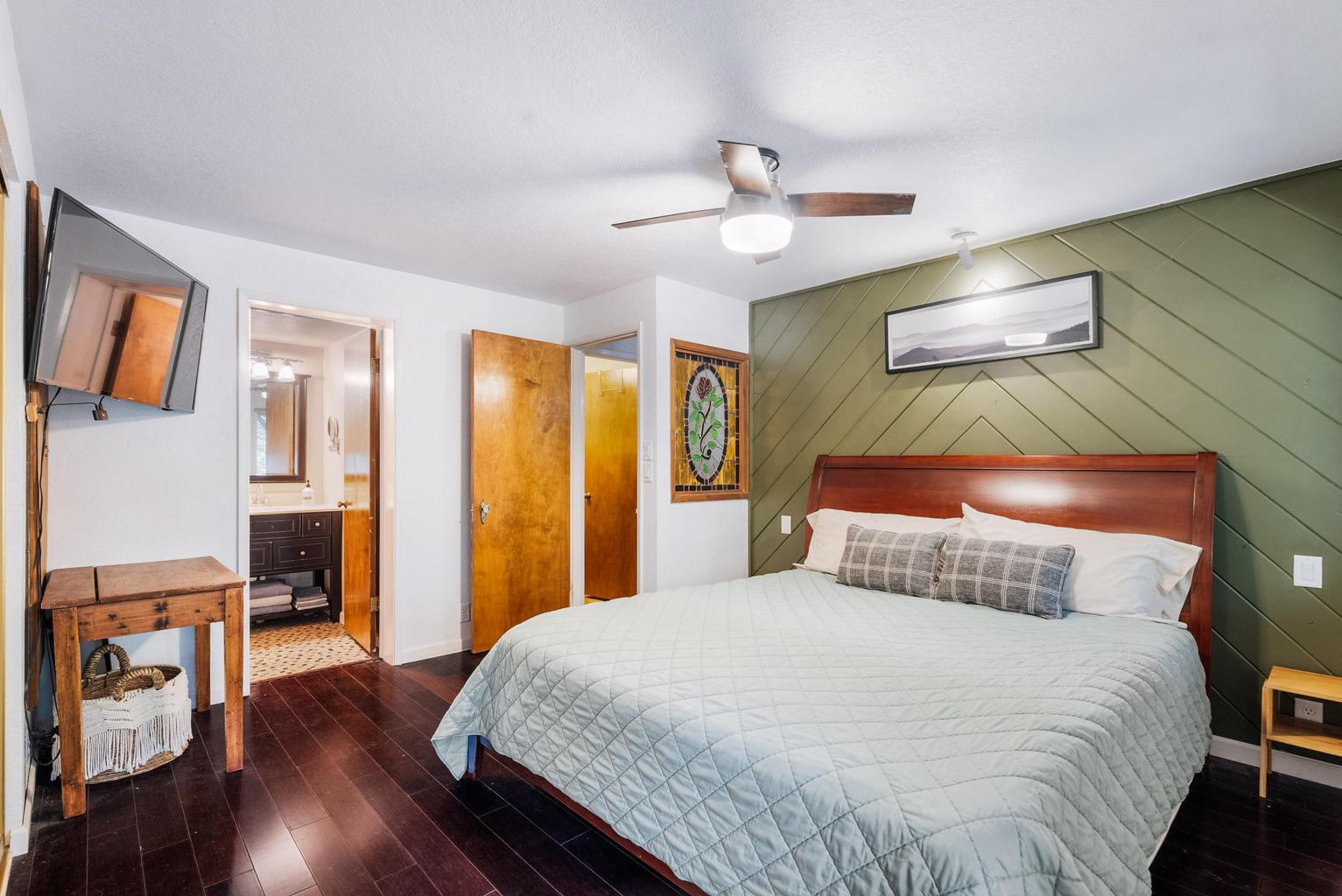 30570 Sleepy Hollow Drive