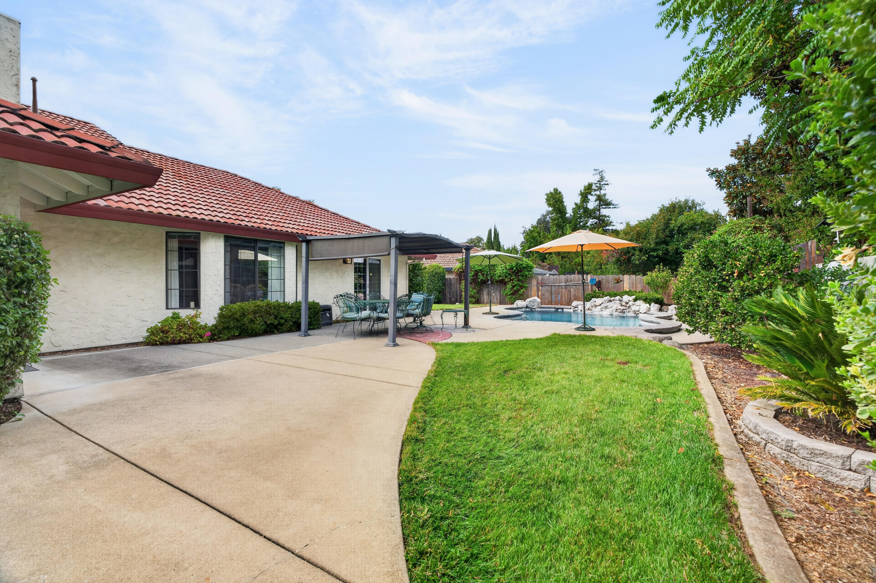 3683 Cherrywood Drive