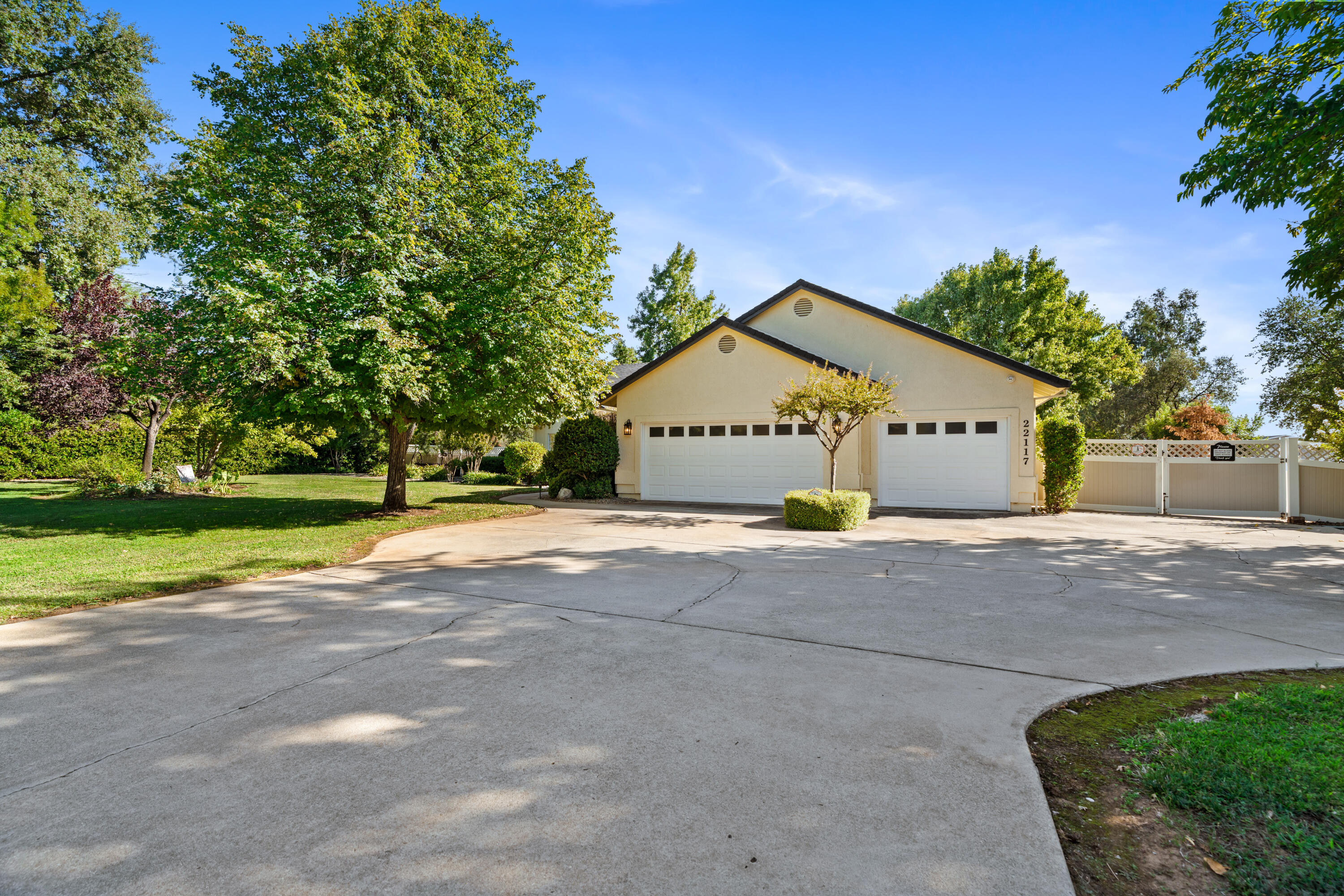 22117 Lassen View Drive