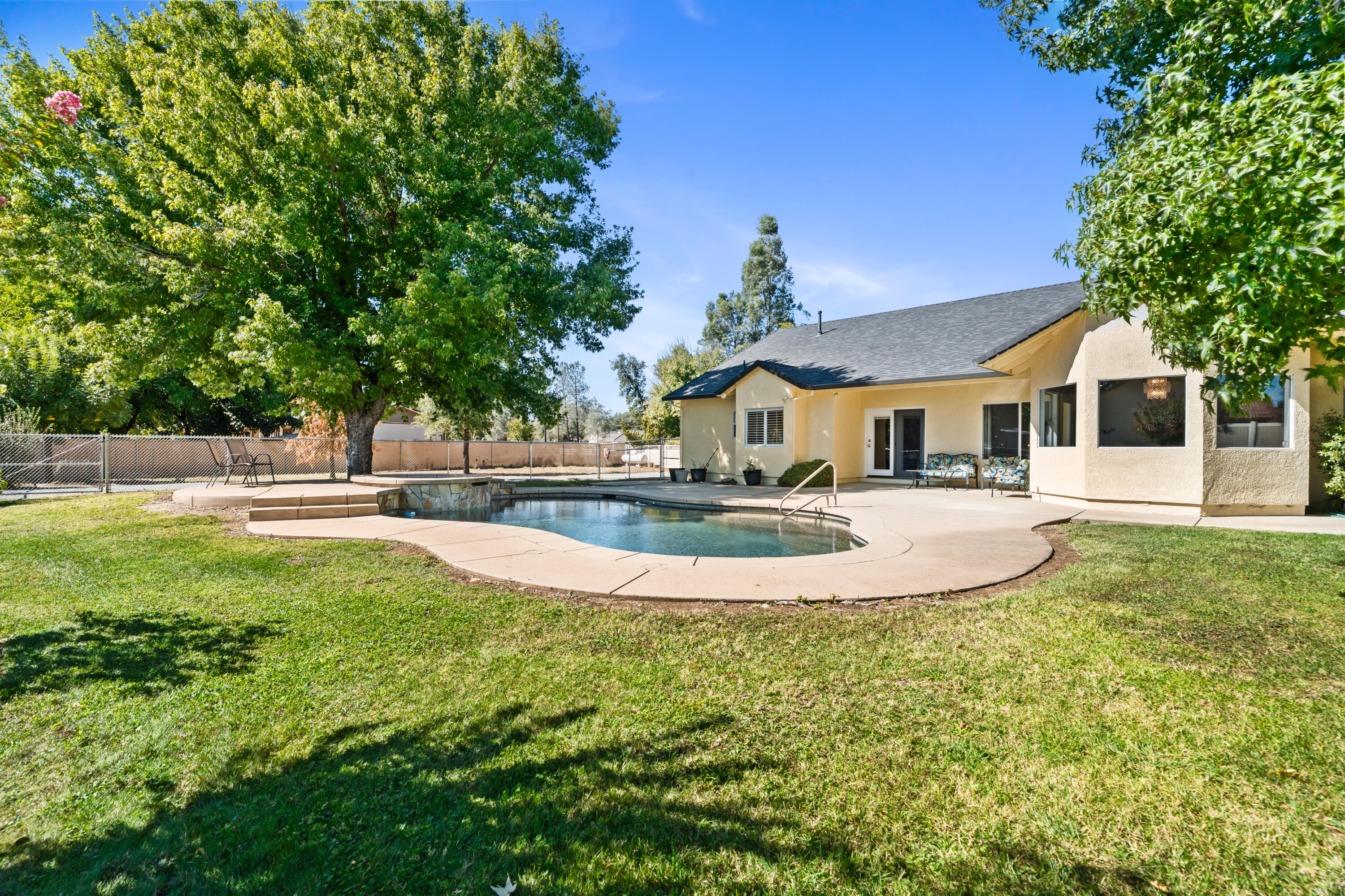 22117 Lassen View Drive