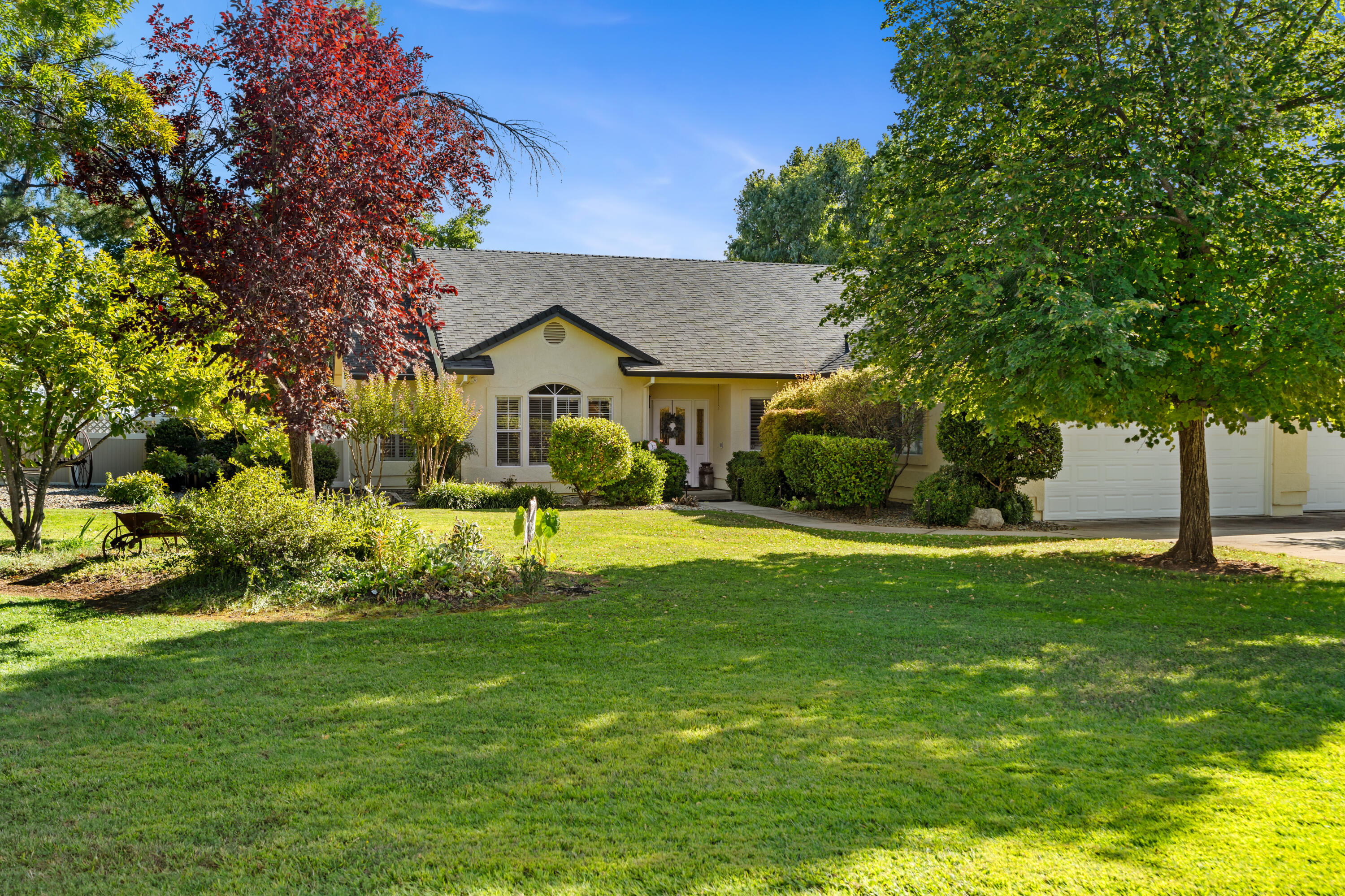 22117 Lassen View Drive