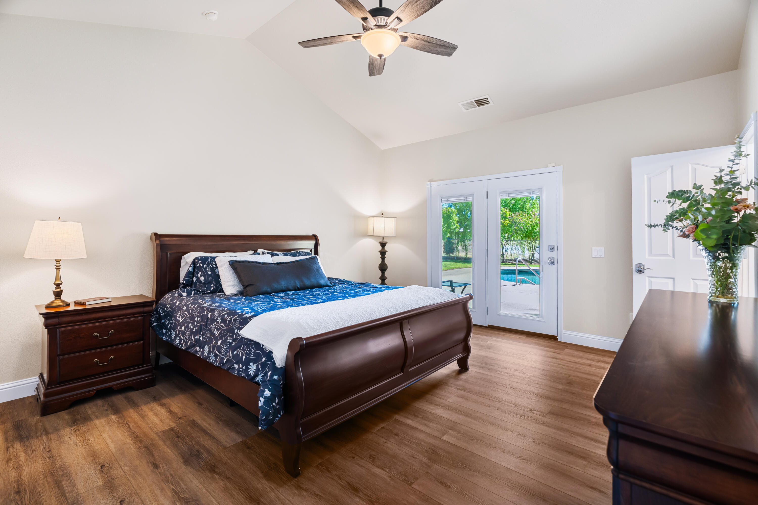 22117 Lassen View Drive
