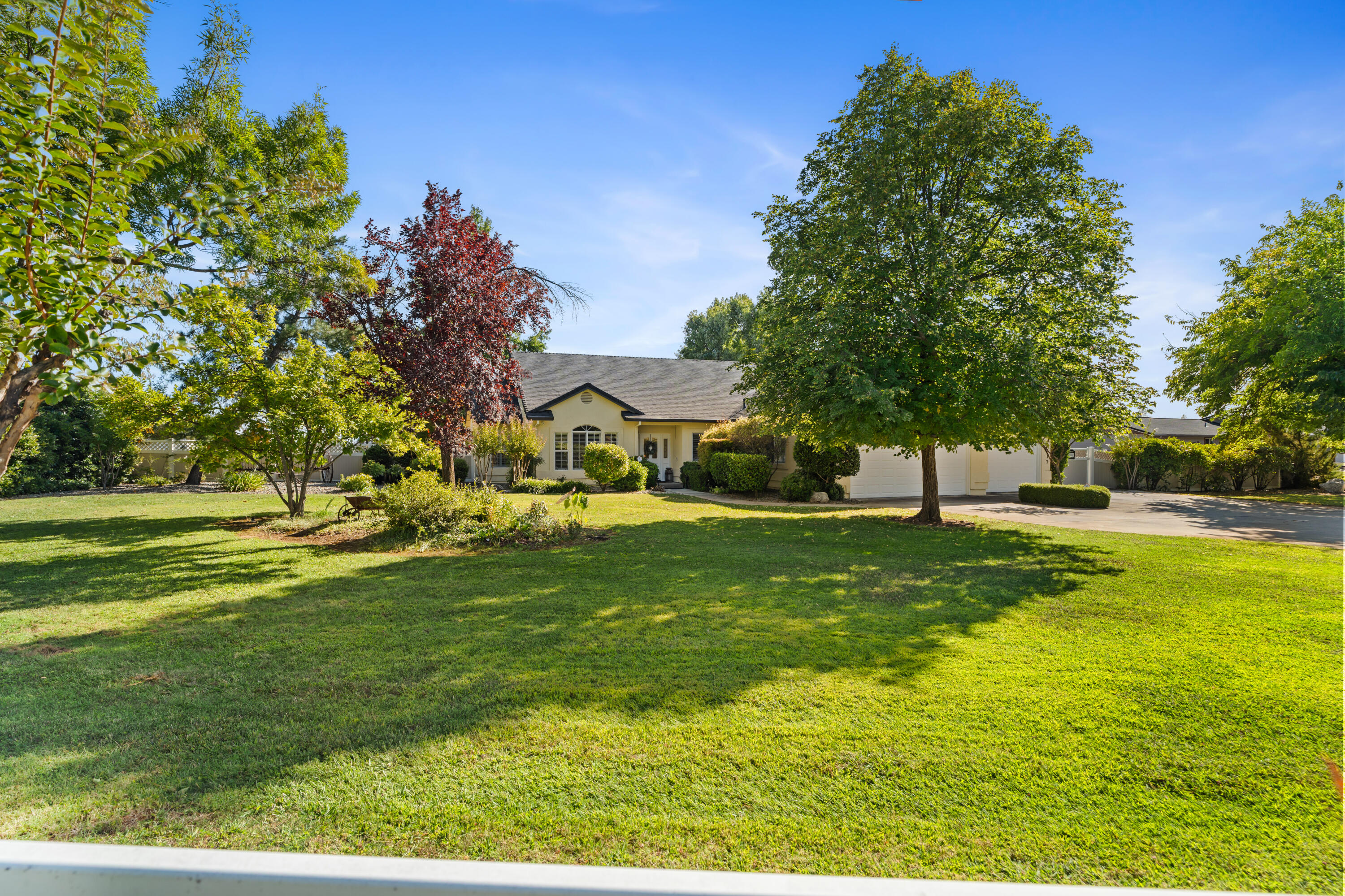 22117 Lassen View Drive