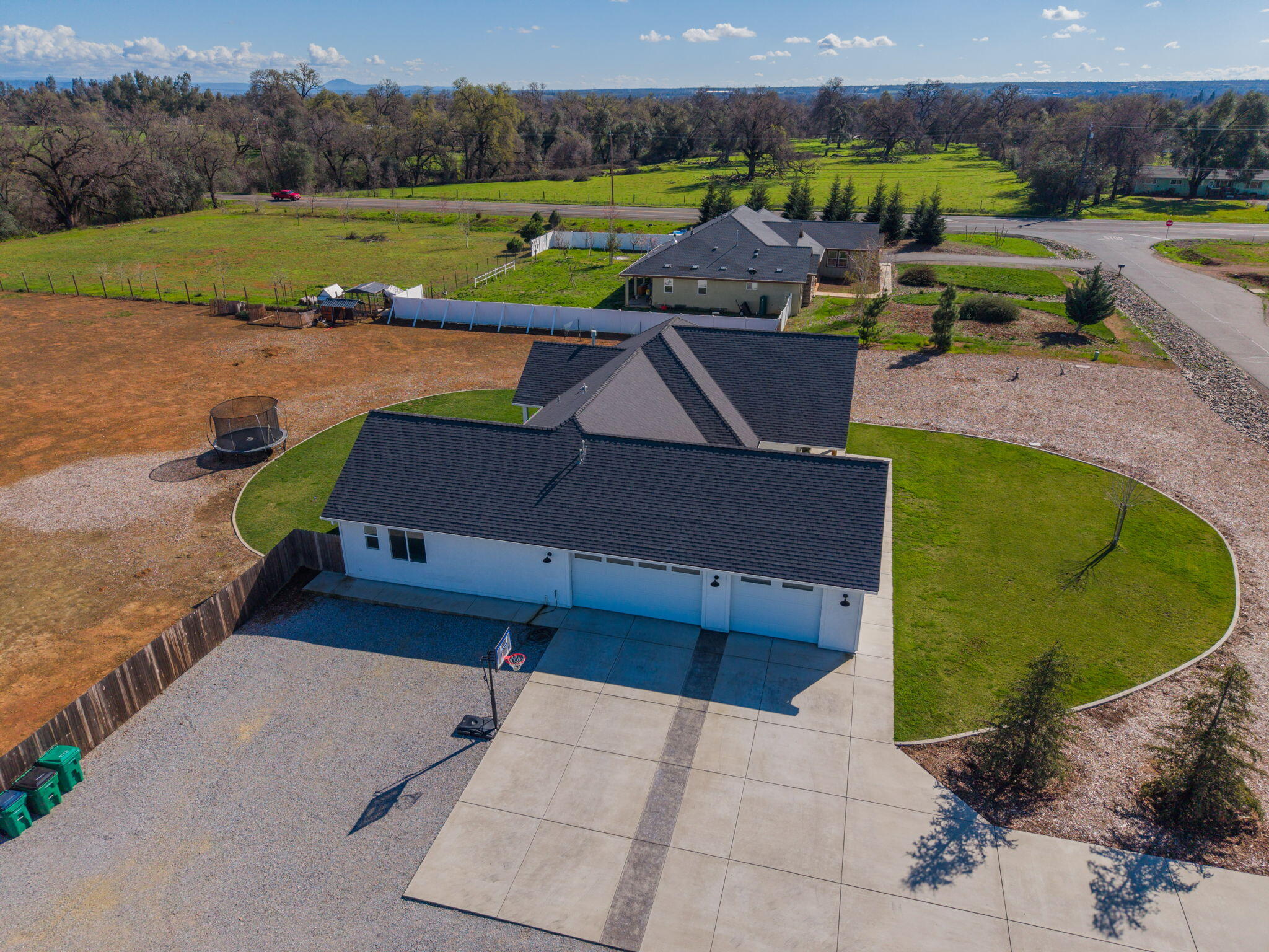 6685 Scenic Oak Court