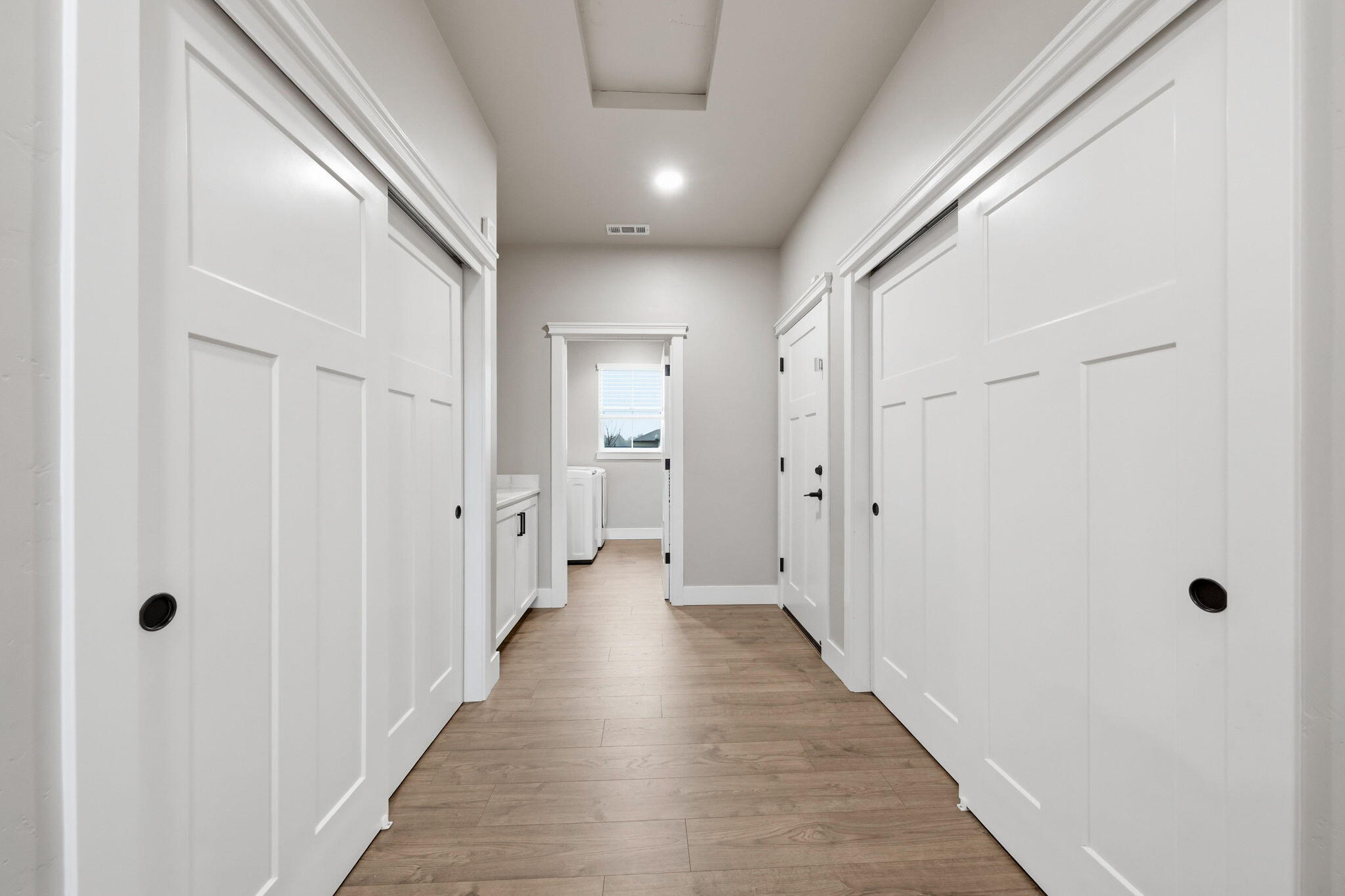 6685 Scenic Oak Court