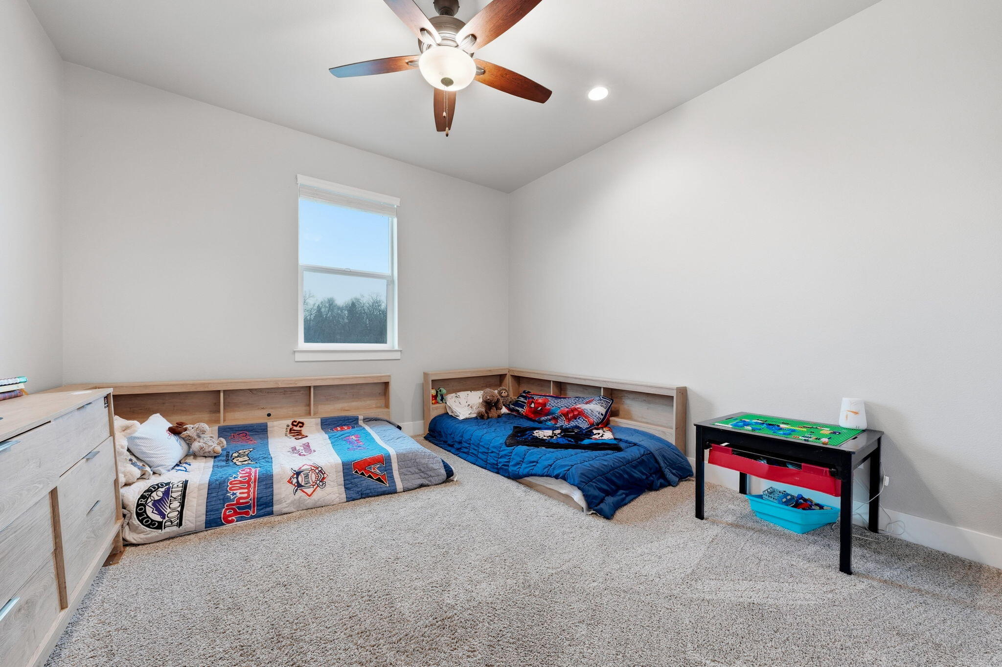 6685 Scenic Oak Court
