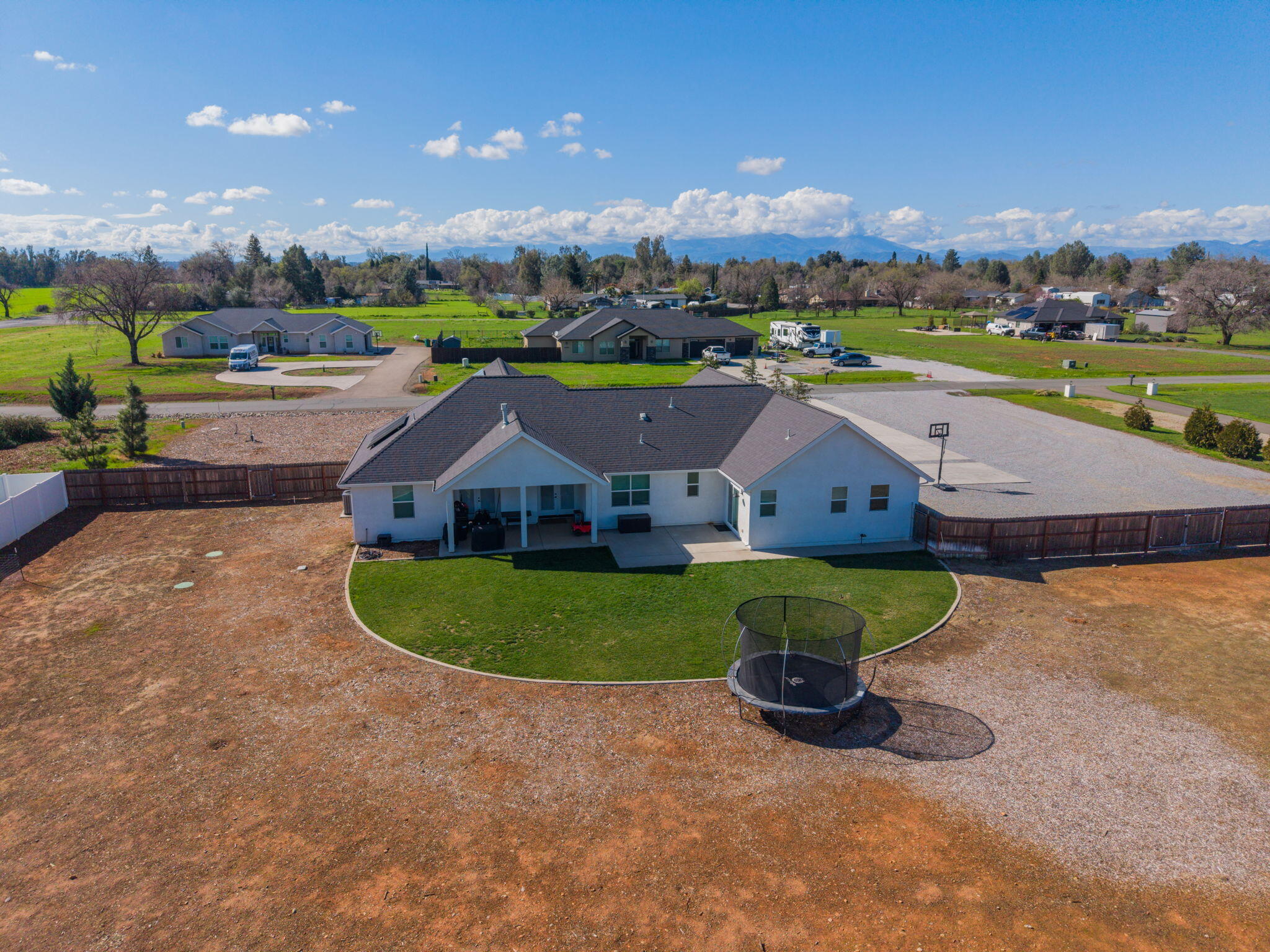 6685 Scenic Oak Court