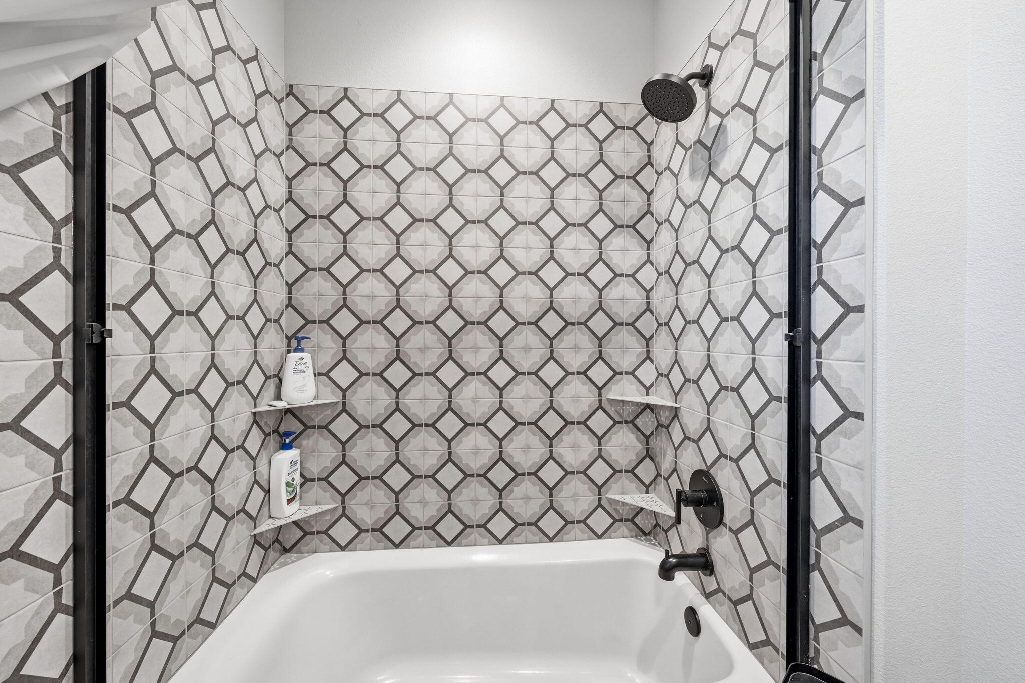 6685 Scenic Oak Court