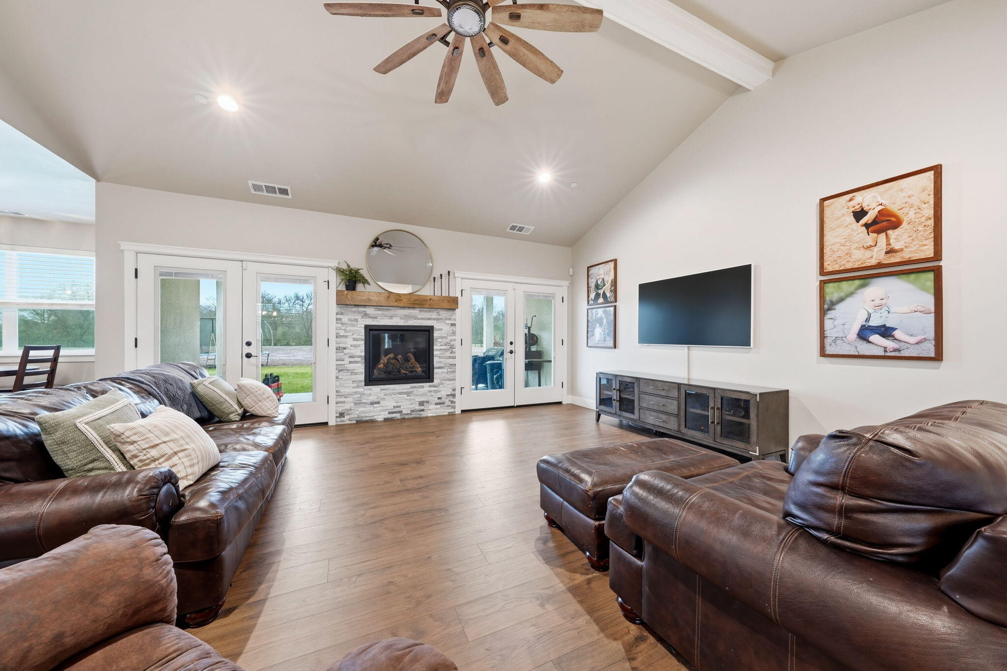 6685 Scenic Oak Court