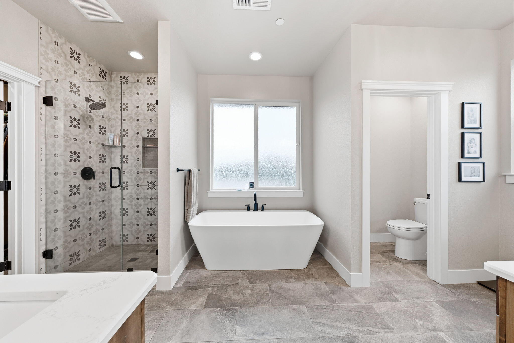6685 Scenic Oak Court