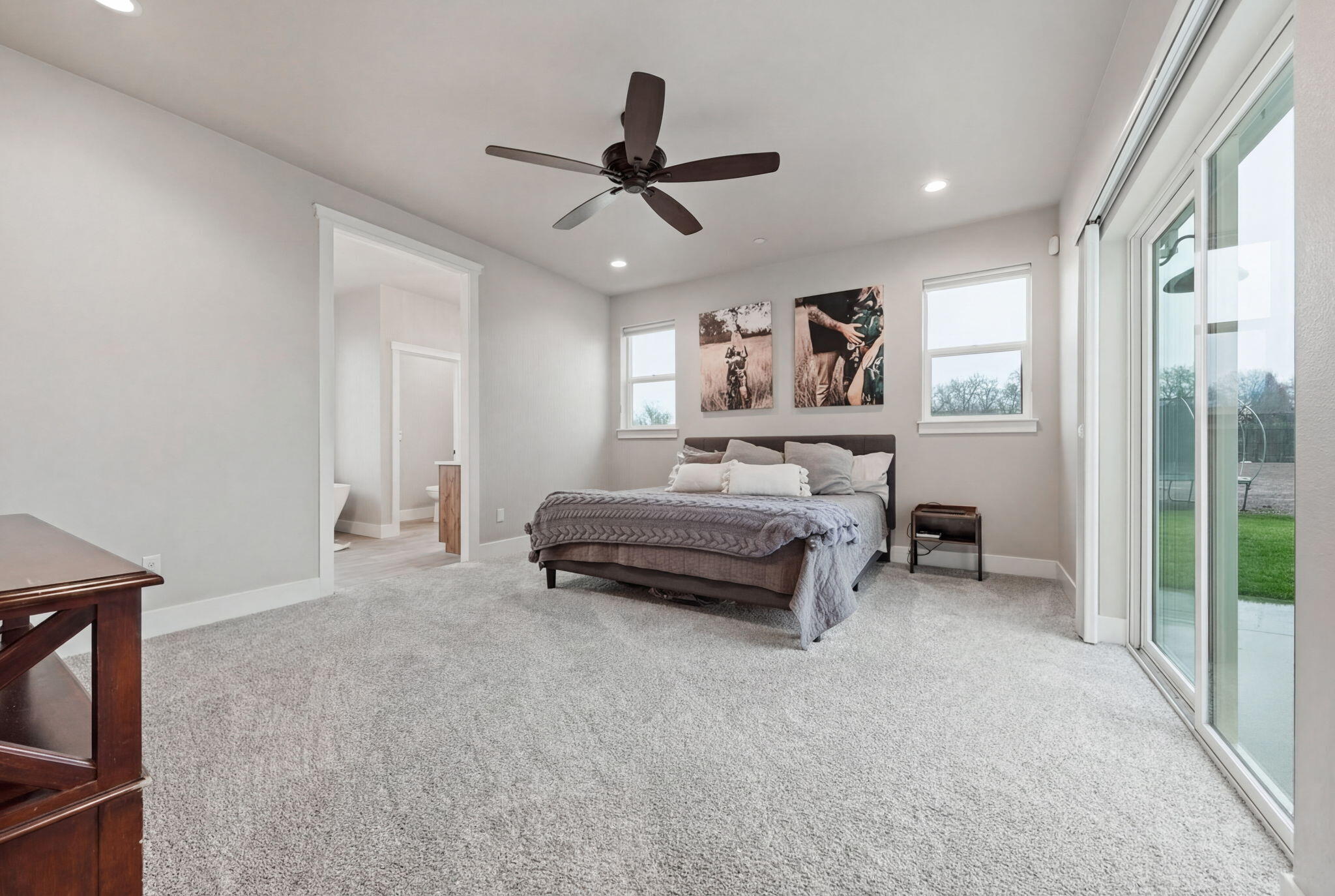 6685 Scenic Oak Court