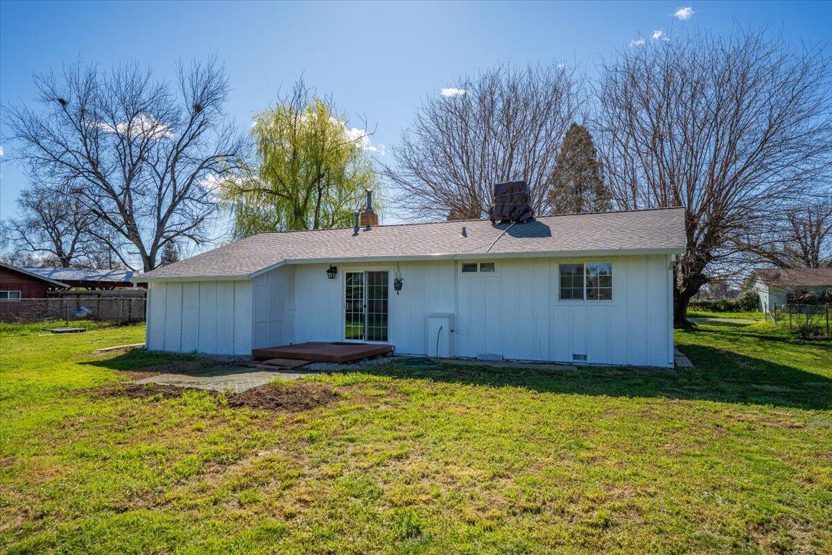 19278 Green Acres Lane