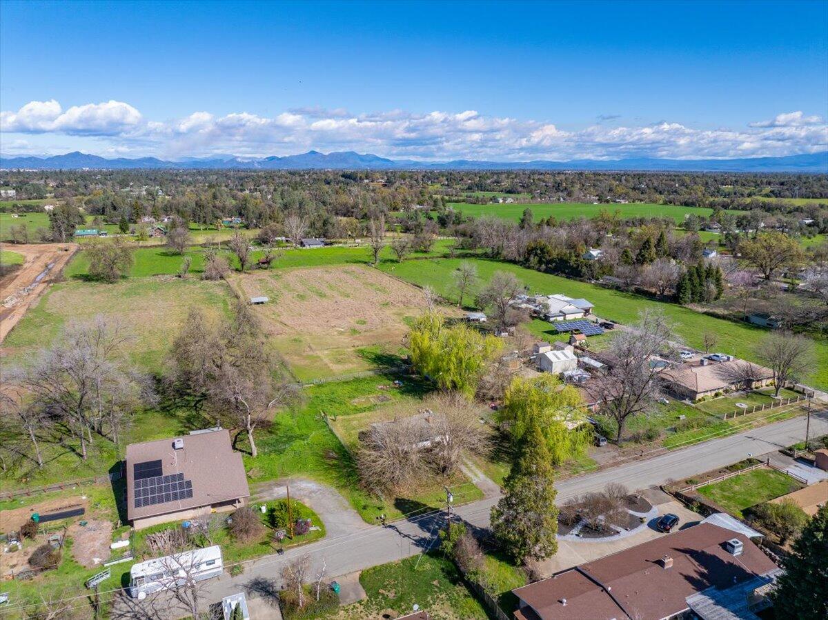 19278 Green Acres Lane