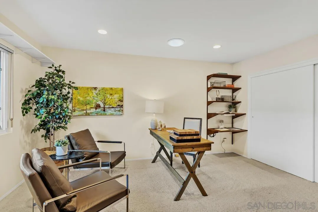 2533 Geranium Street