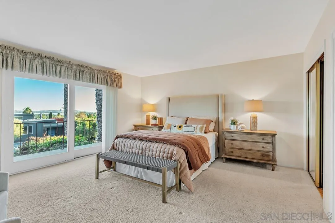 2533 Geranium Street