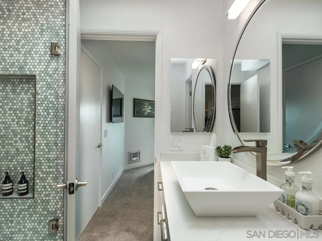 422 Rosecrans Street # Unit 7