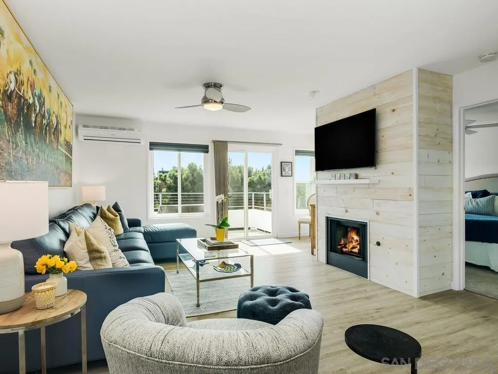 422 Rosecrans Street # Unit 7