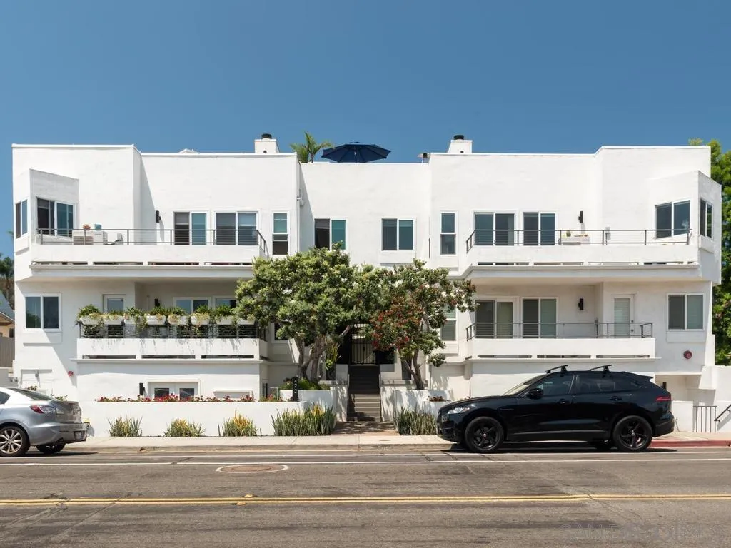 422 Rosecrans Street # Unit 7