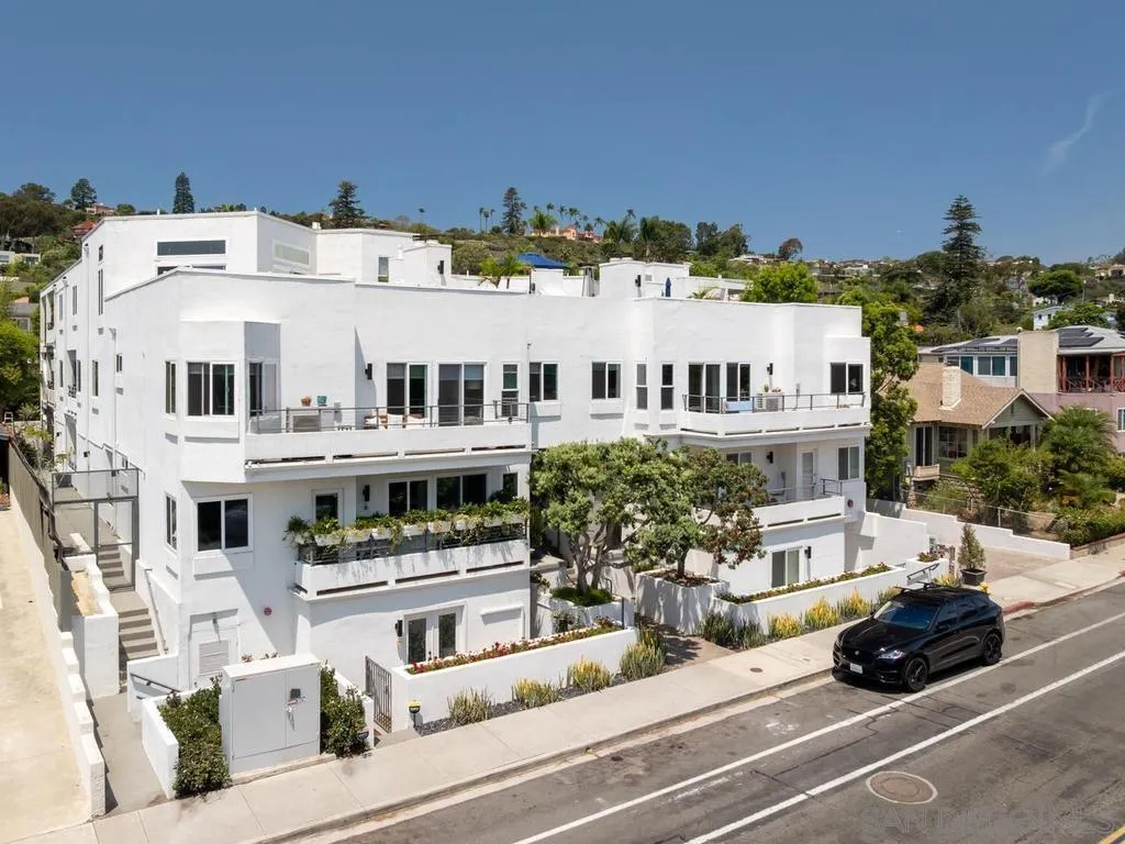 422 Rosecrans Street # Unit 7
