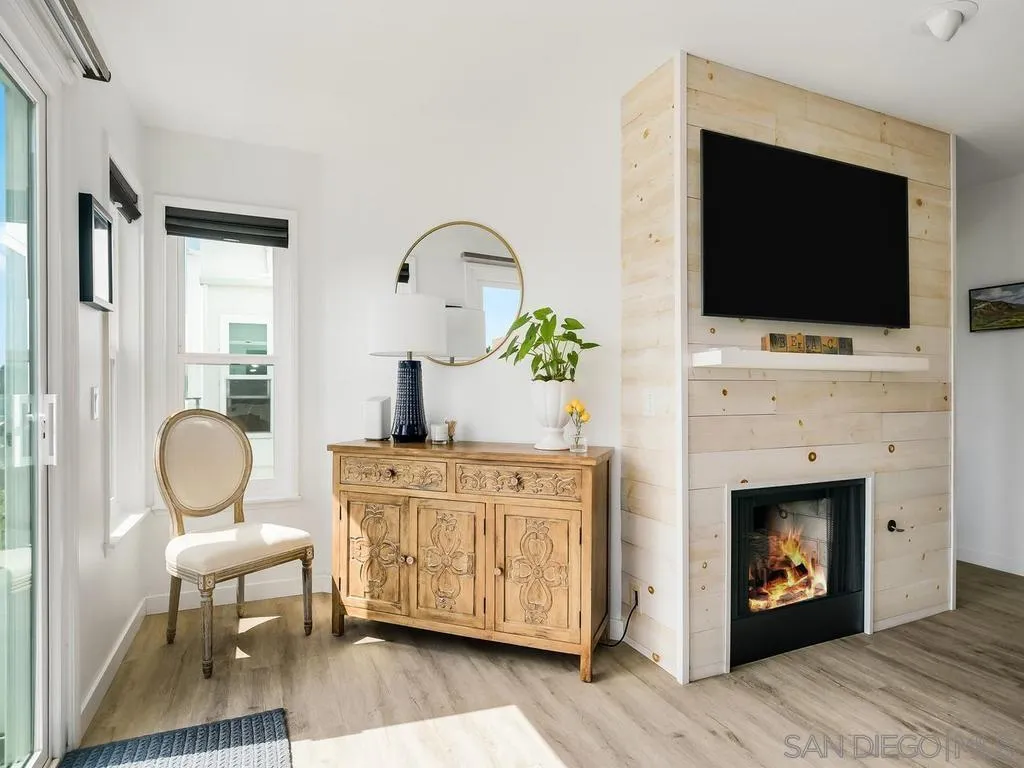 422 Rosecrans Street # Unit 7