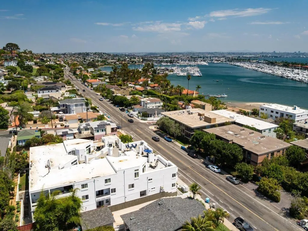 422 Rosecrans Street # Unit 7