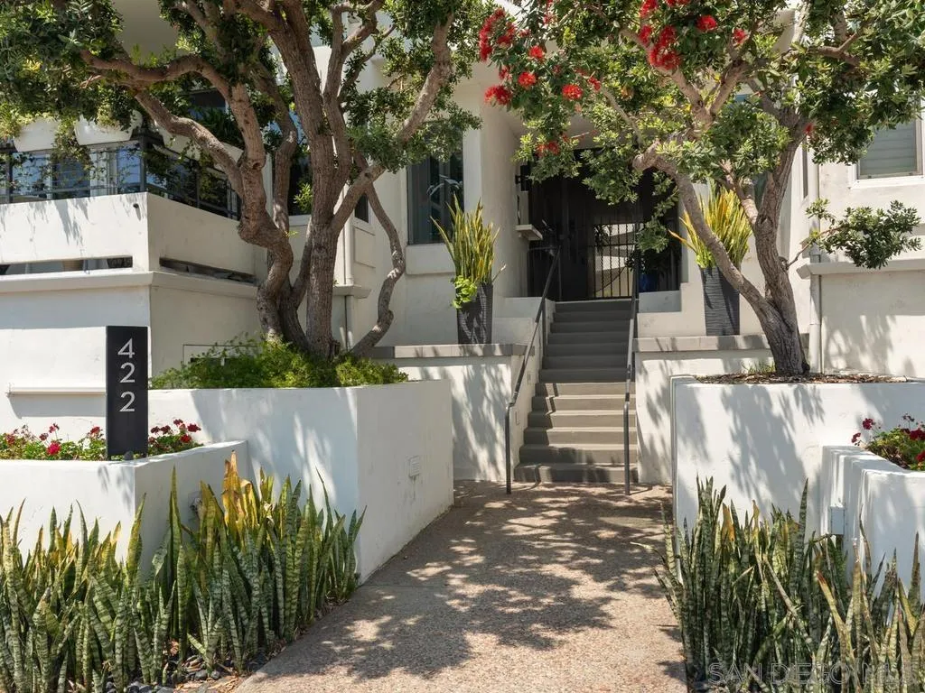 422 Rosecrans Street # Unit 7