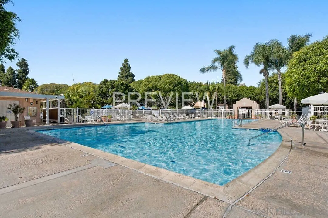 7247 Camino Degrazia # 43