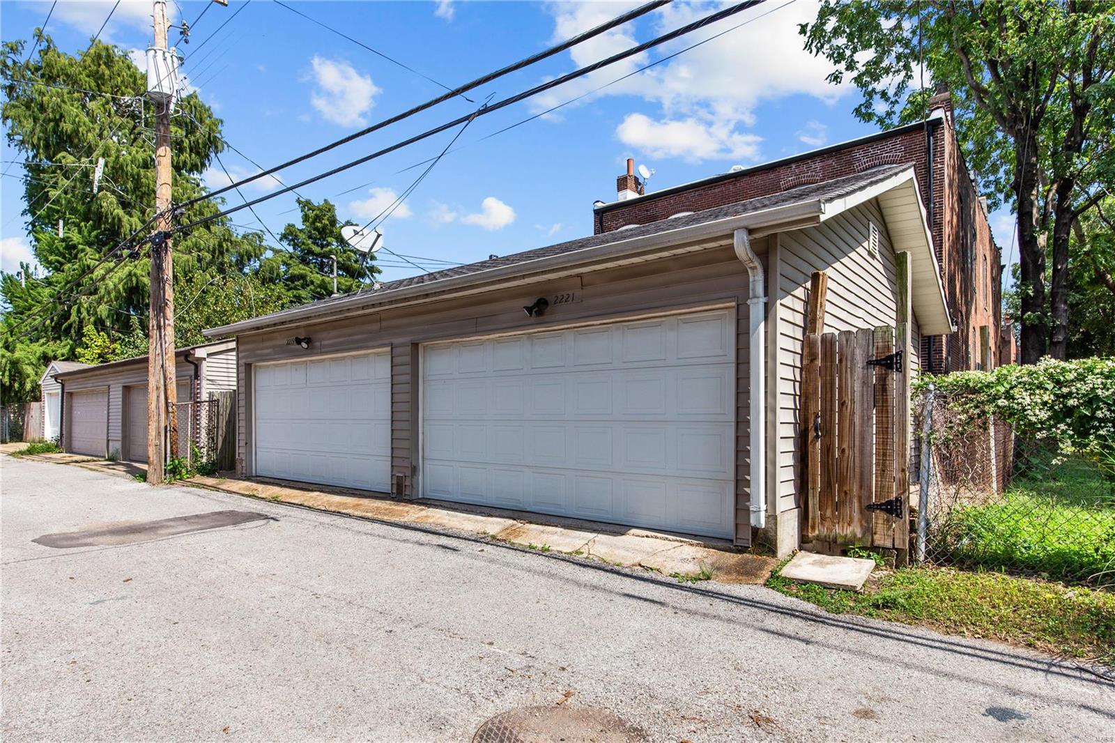 2221 Missouri Avenue Unit: B