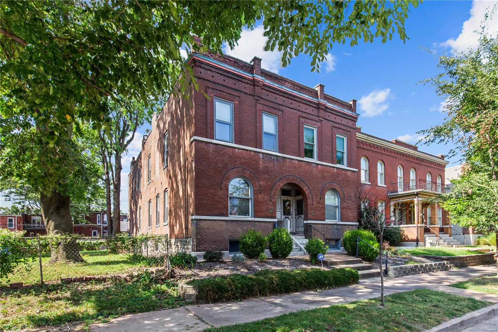 2221 Missouri Avenue Unit: B
