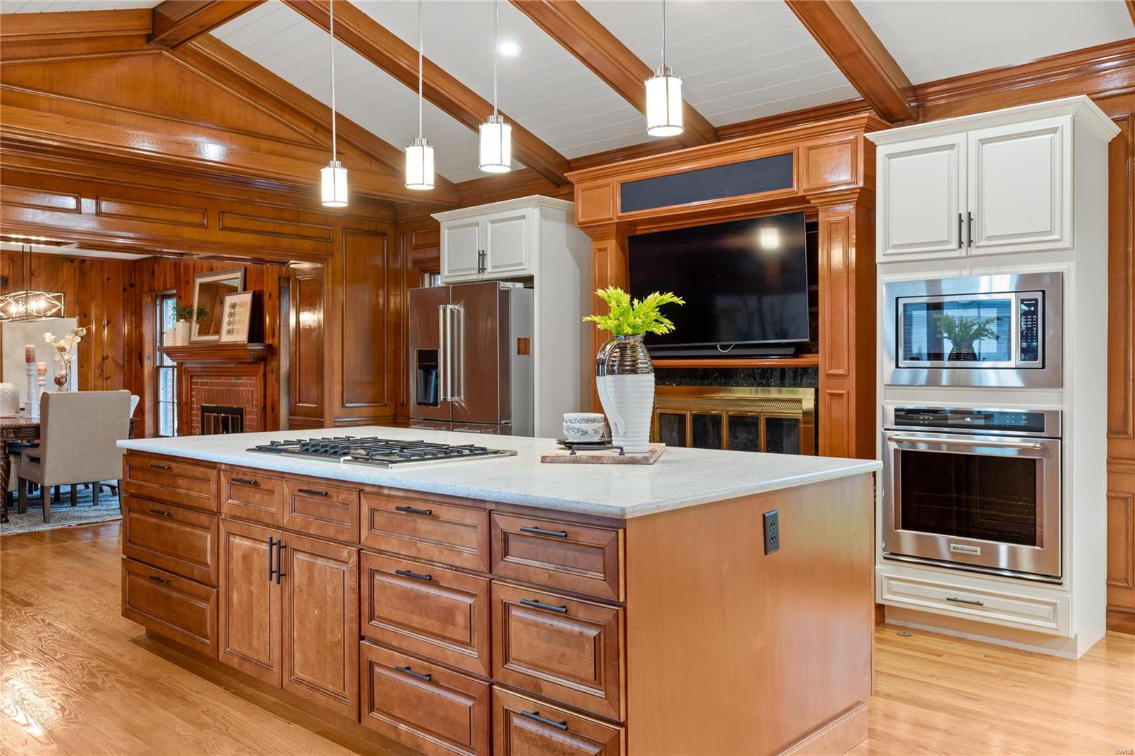 31 Frontenac Estates Drive