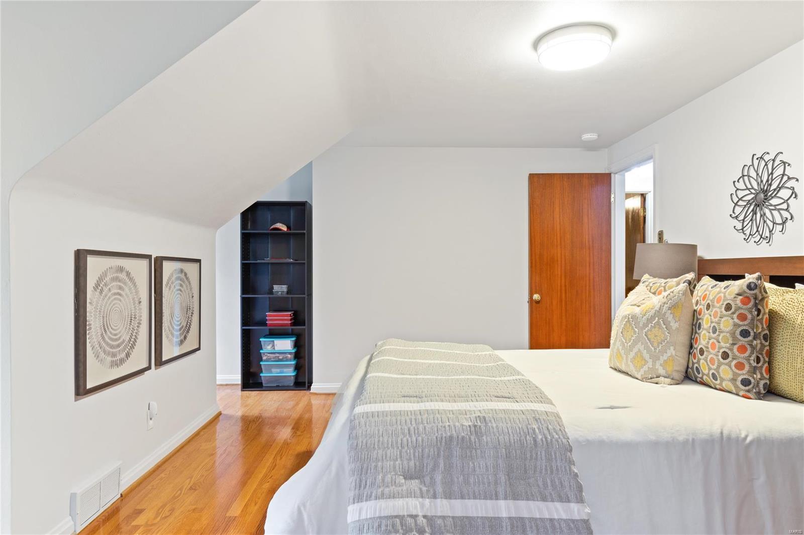 31 Frontenac Estates Drive